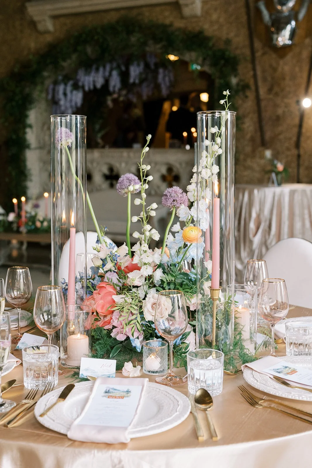 luxurry-fairmont-banff-springs-centerpiece.jpg