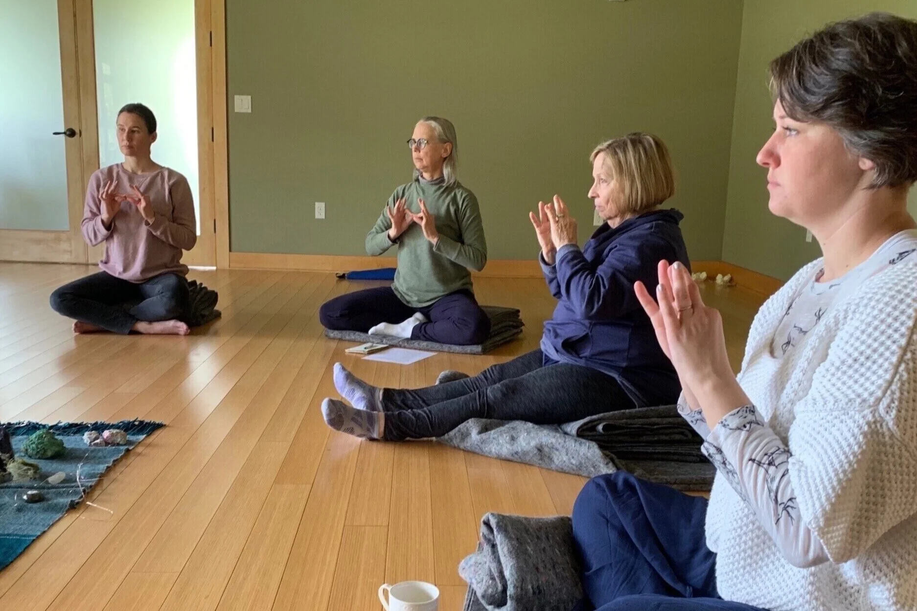 qi gong wellness retreat thousand hands buddha