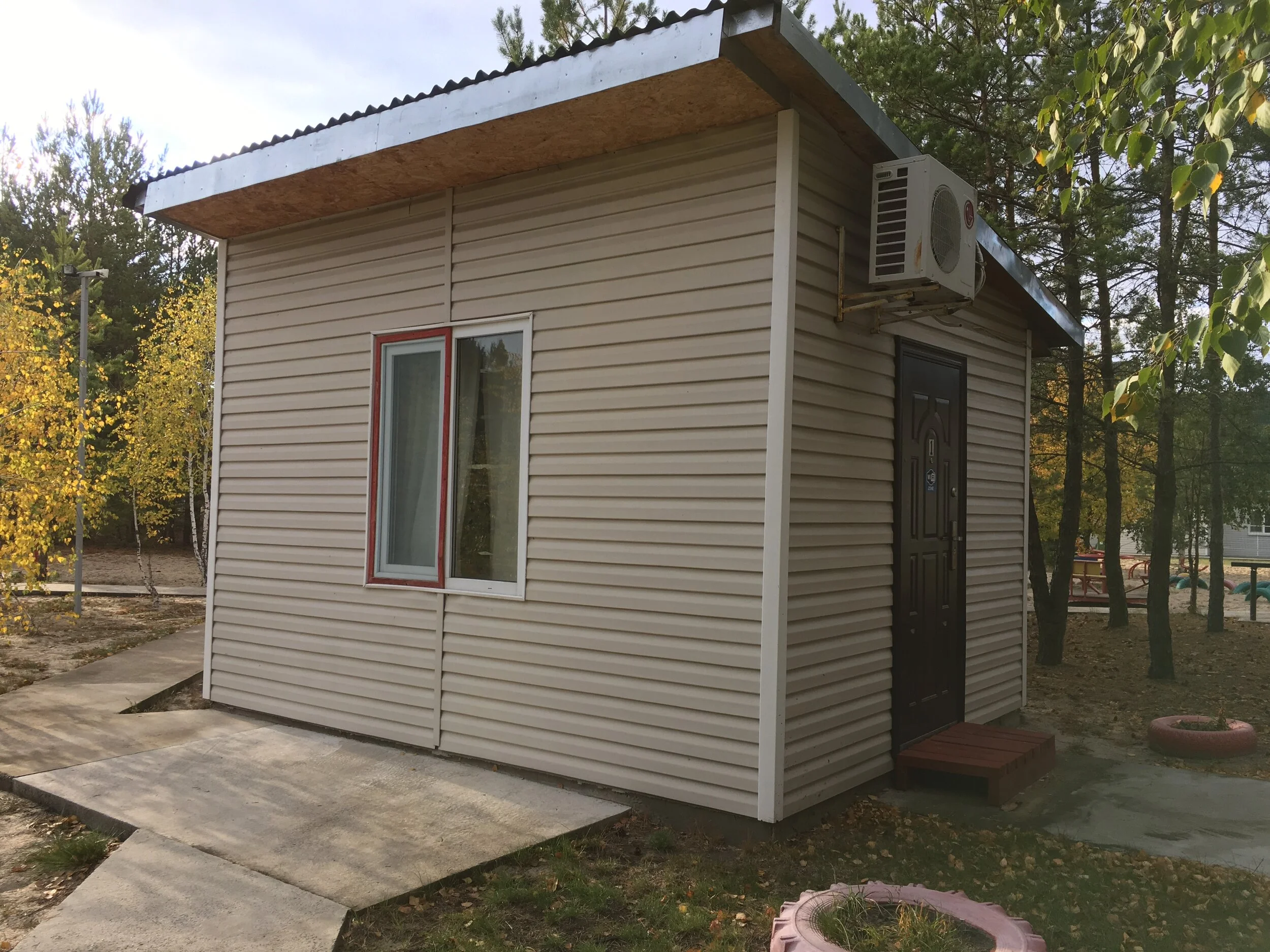 CampKolentsiUkraine4Cabin.JPG