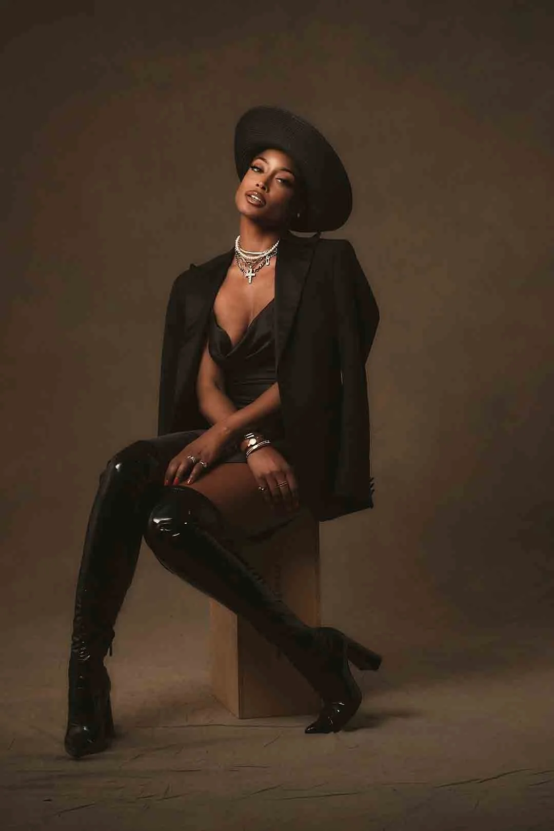 FYL-Keenyah-Hill-black blazer.jpg