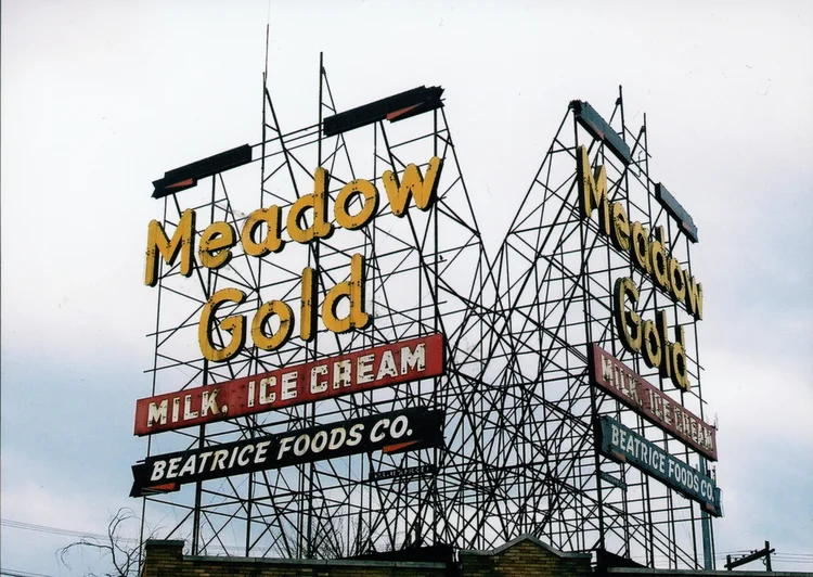 What Is Gold Sign