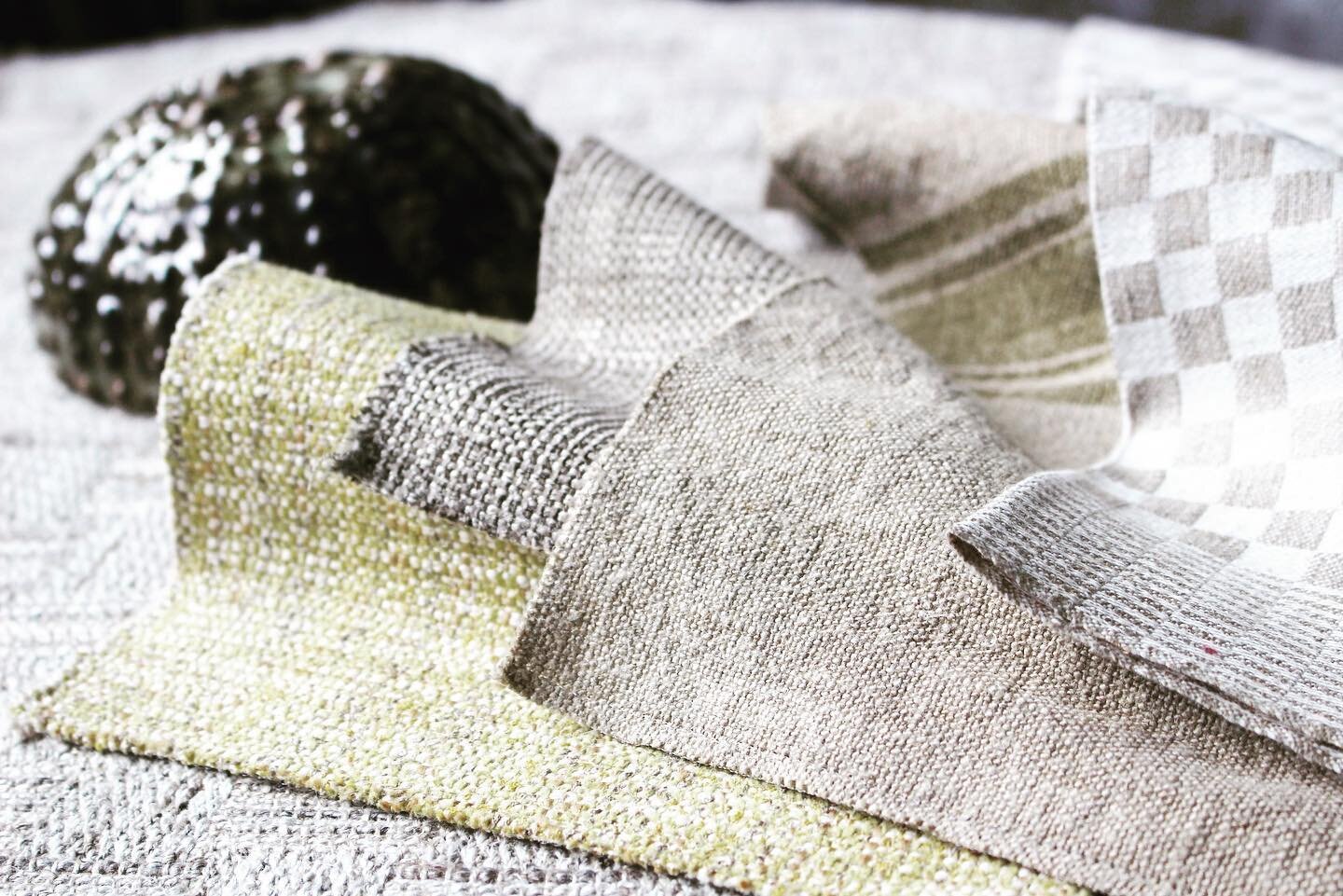 Textured linen fabric colors also inspired by the Braque collages. 

#abhhomedesign #audebronsonhoward #interiors #design