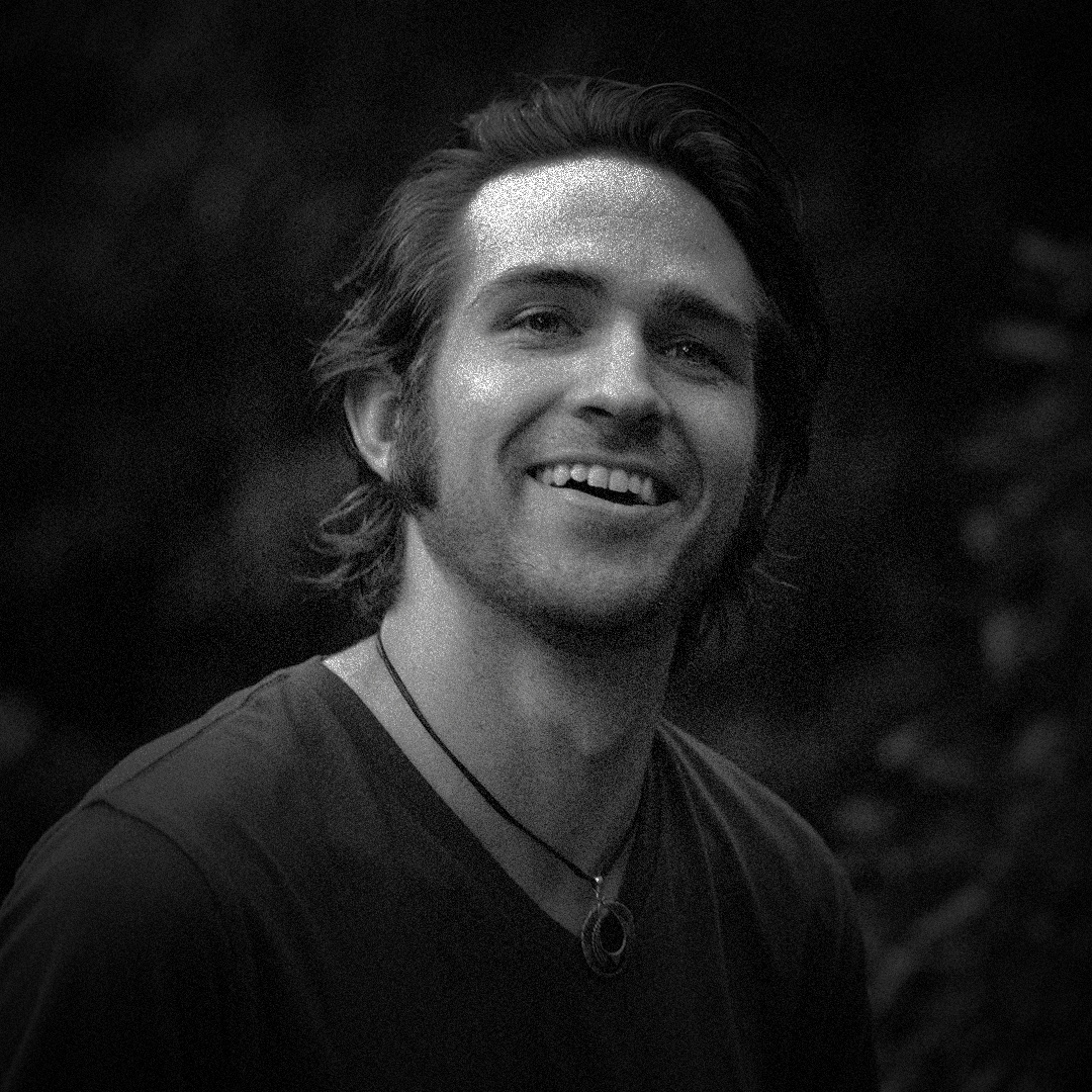 MATTHEW BELLHead of Story + Art Director @dxfutures Director of Design @DxLab