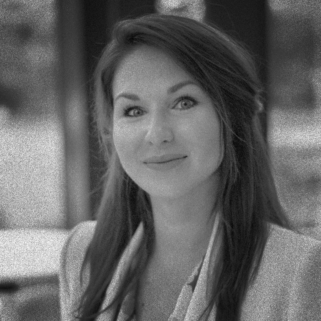 Vanessa Rosenthal.png