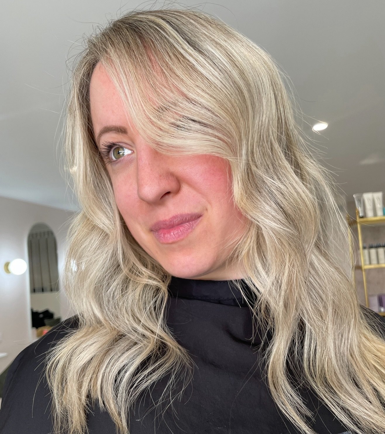 We have been so busy in the salon the last few weeks! Finally getting around to sharing some more of the girls gorgeous foil work 🫶🏻🫶🏻🫶🏻 @cintia.hairdesigns 

Cintia is taking on new clients, DM us if you&rsquo;d like to pop in for a compliment