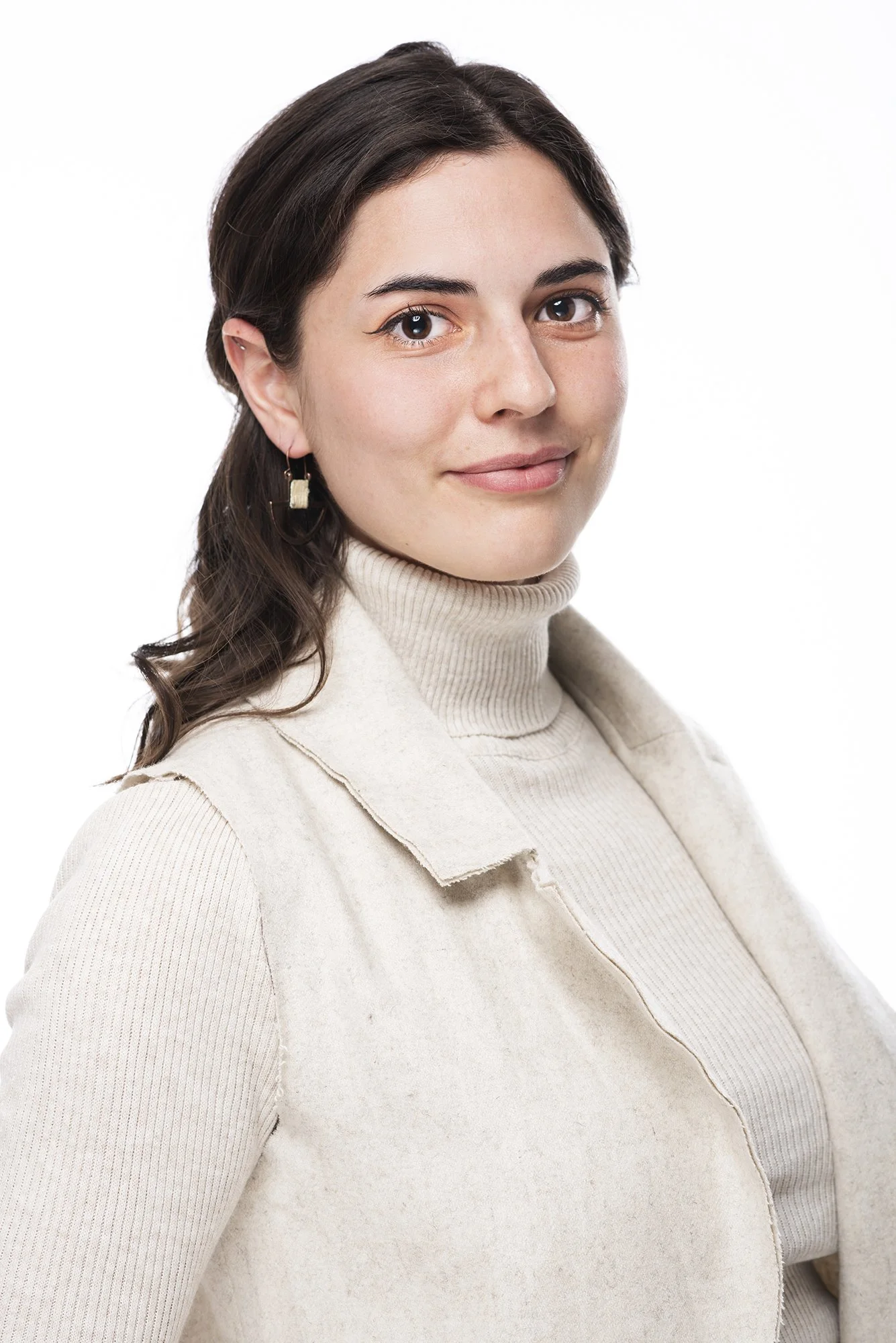 Serena Petrushevsky Biz portraits 042121 0276 WEB.jpg