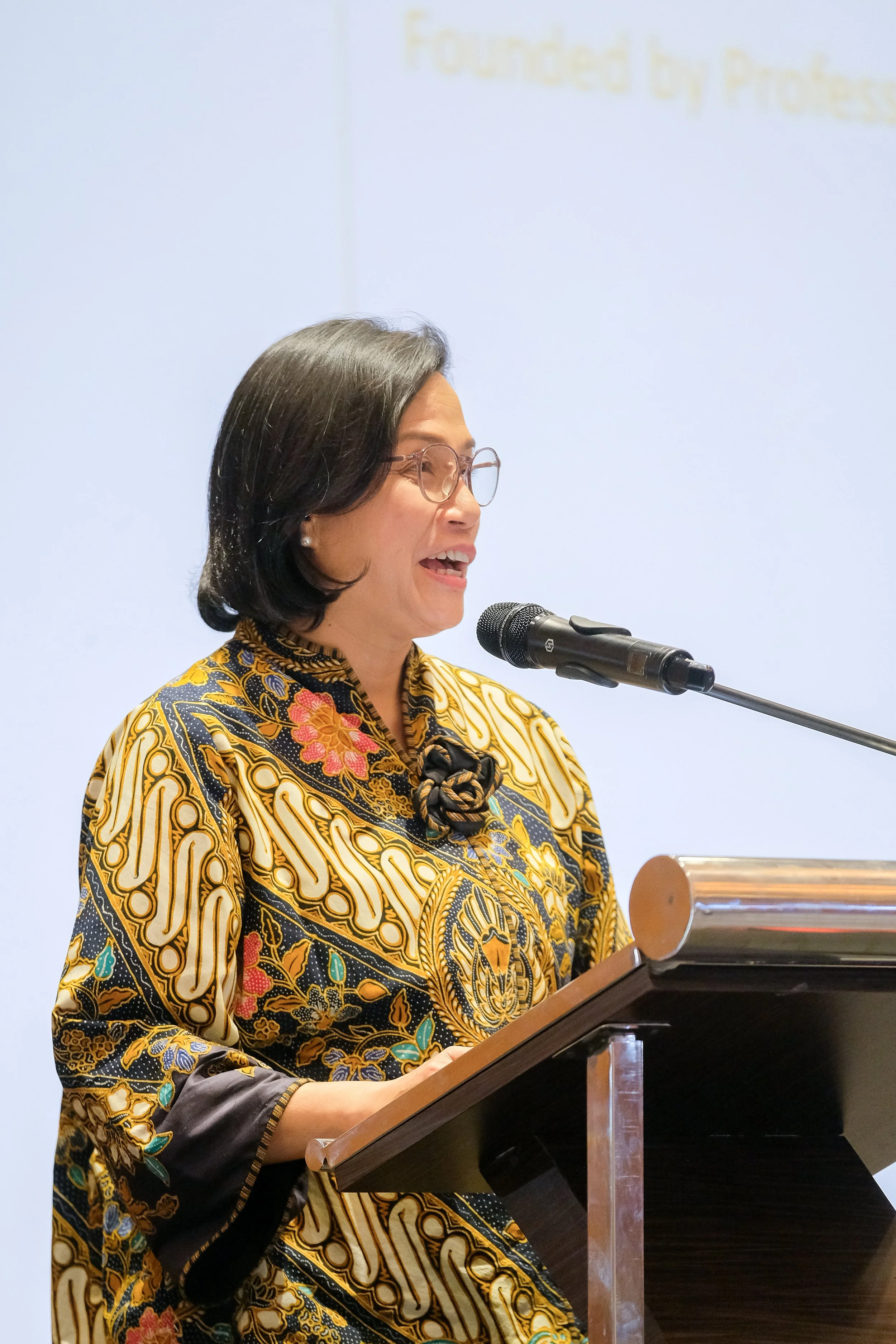 Gala jkt 1.jpg