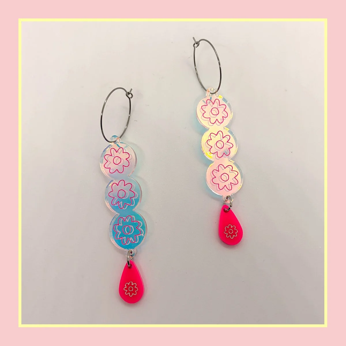 Meadow Blossoms (Iridescent/Hot-Pink)