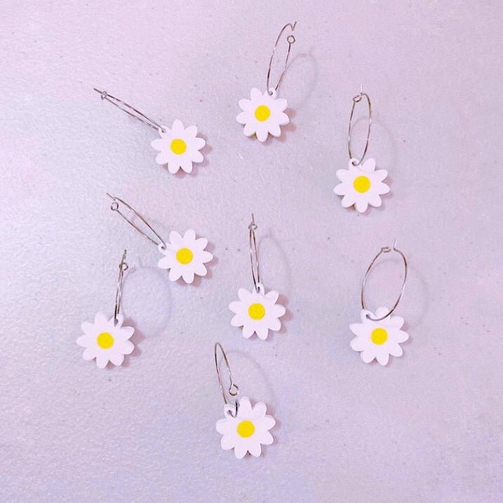 daisyminihoops1.jpg