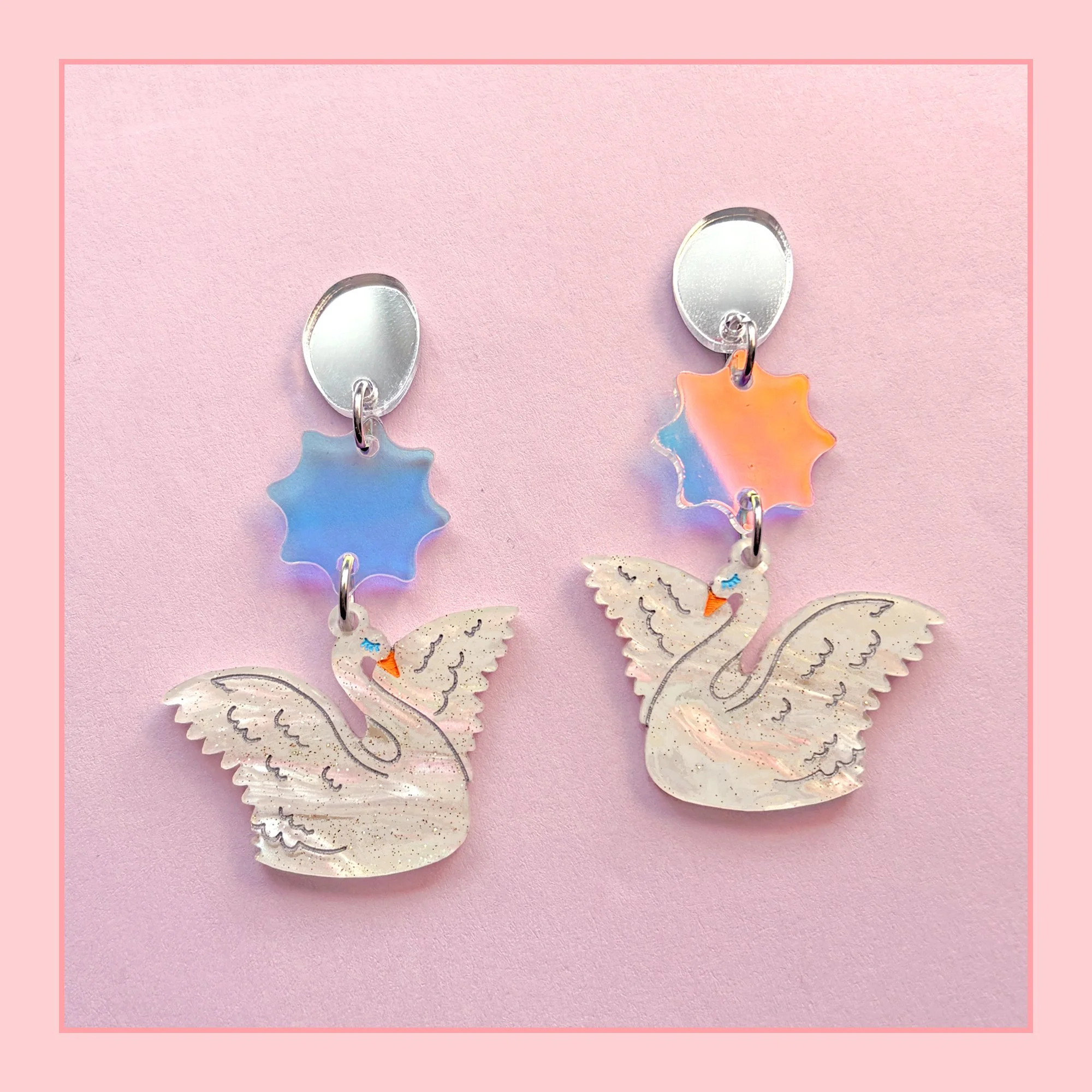 Mini Swans Triple Drop (Pearl Shimmer/Iridescent/Silver)