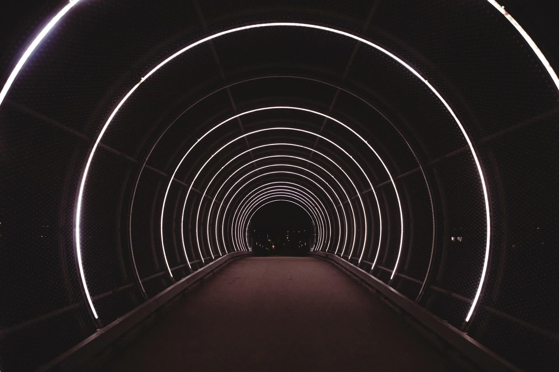 Characteristics of Leadership: Avoid the 'Tunnel Vision Mentality ...