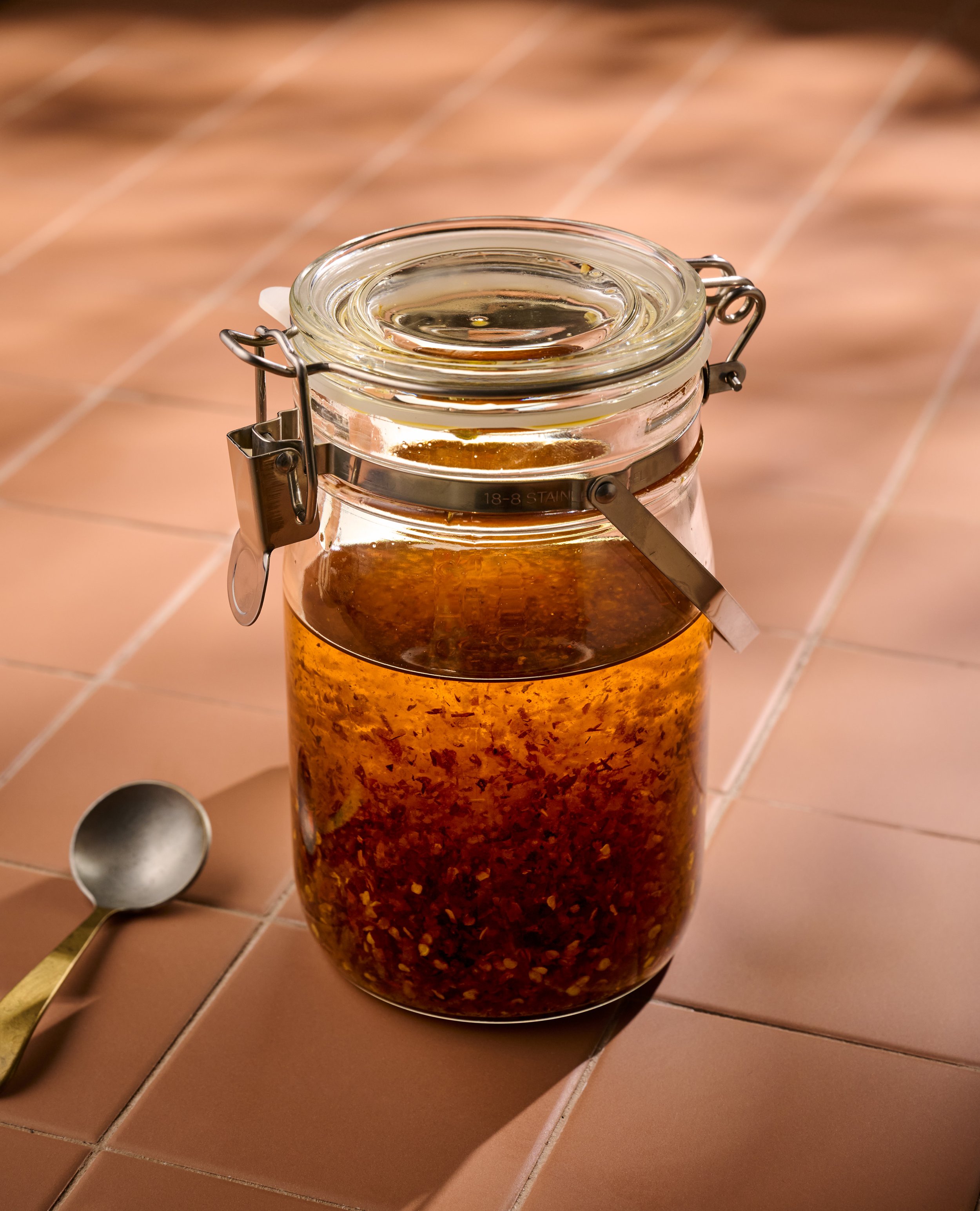 TM_Extra Recipes_Garlic Chilli Oil_051.jpg