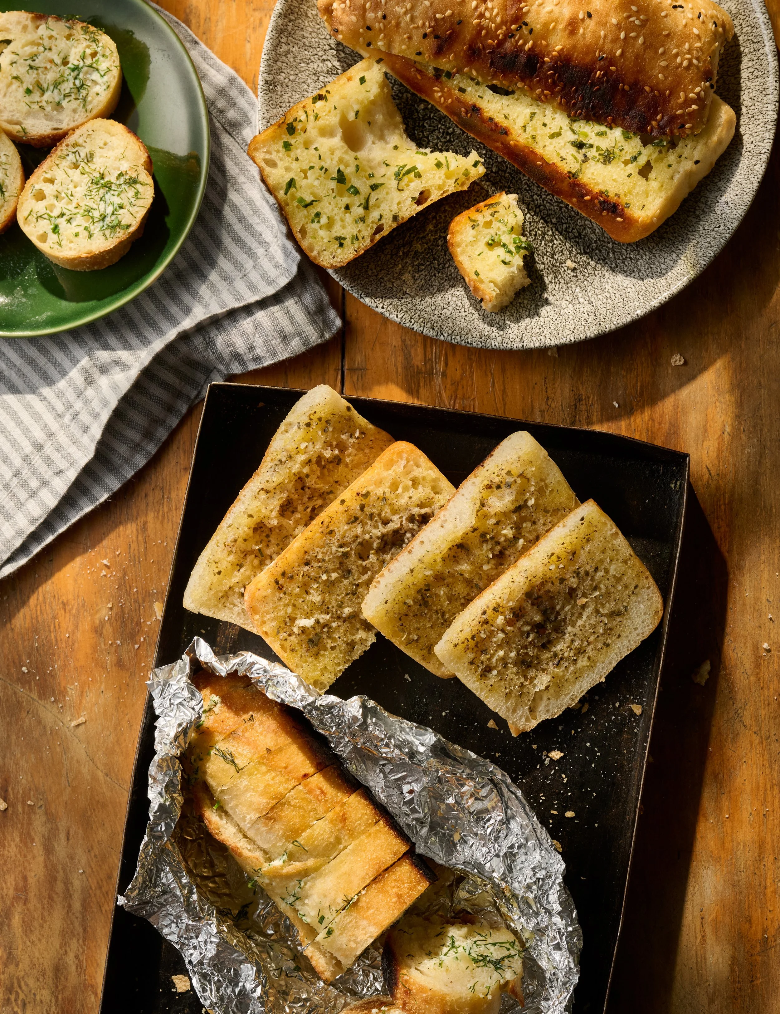 Dips, Spreads, Breads_GARLIC BREAD - 3 ways_0881.jpg