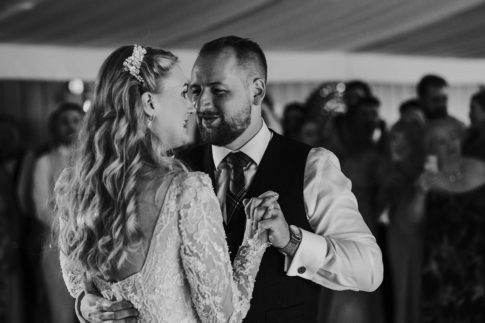 Megan & Rory Previews-65.jpg