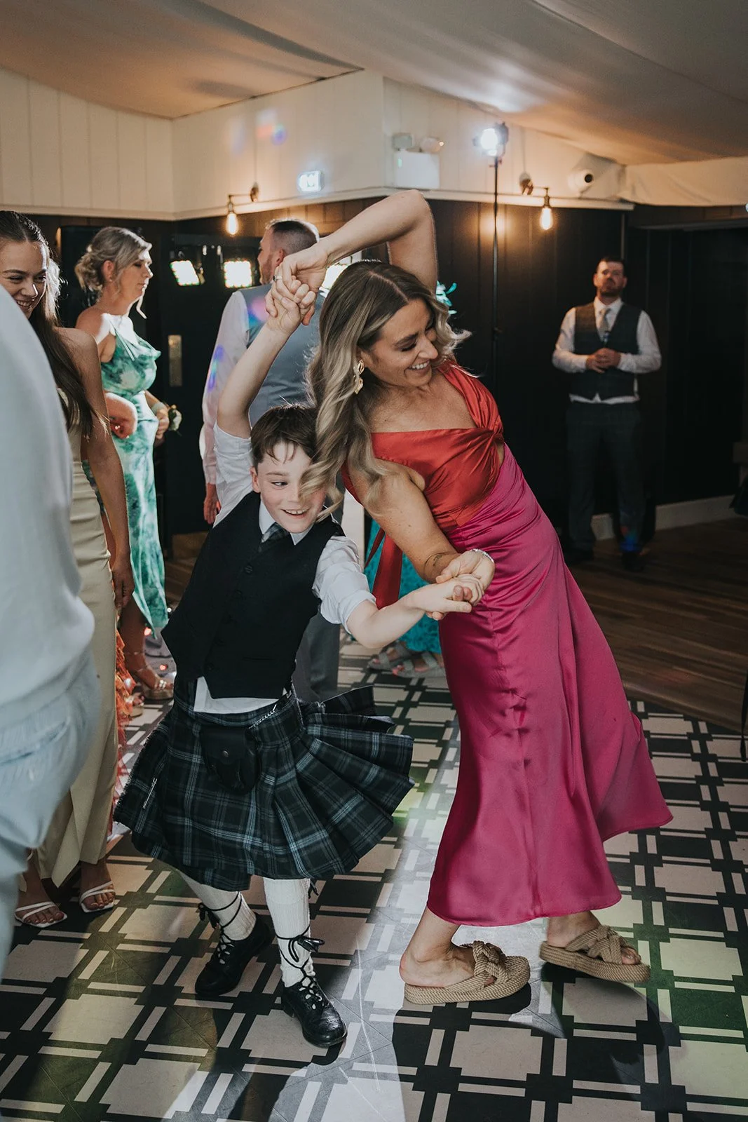 Megan & Rory Previews-70.jpg