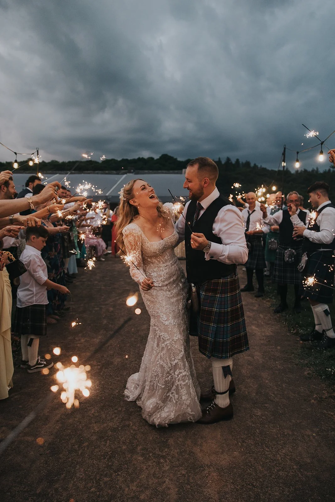 Megan & Rory Previews-74.jpg