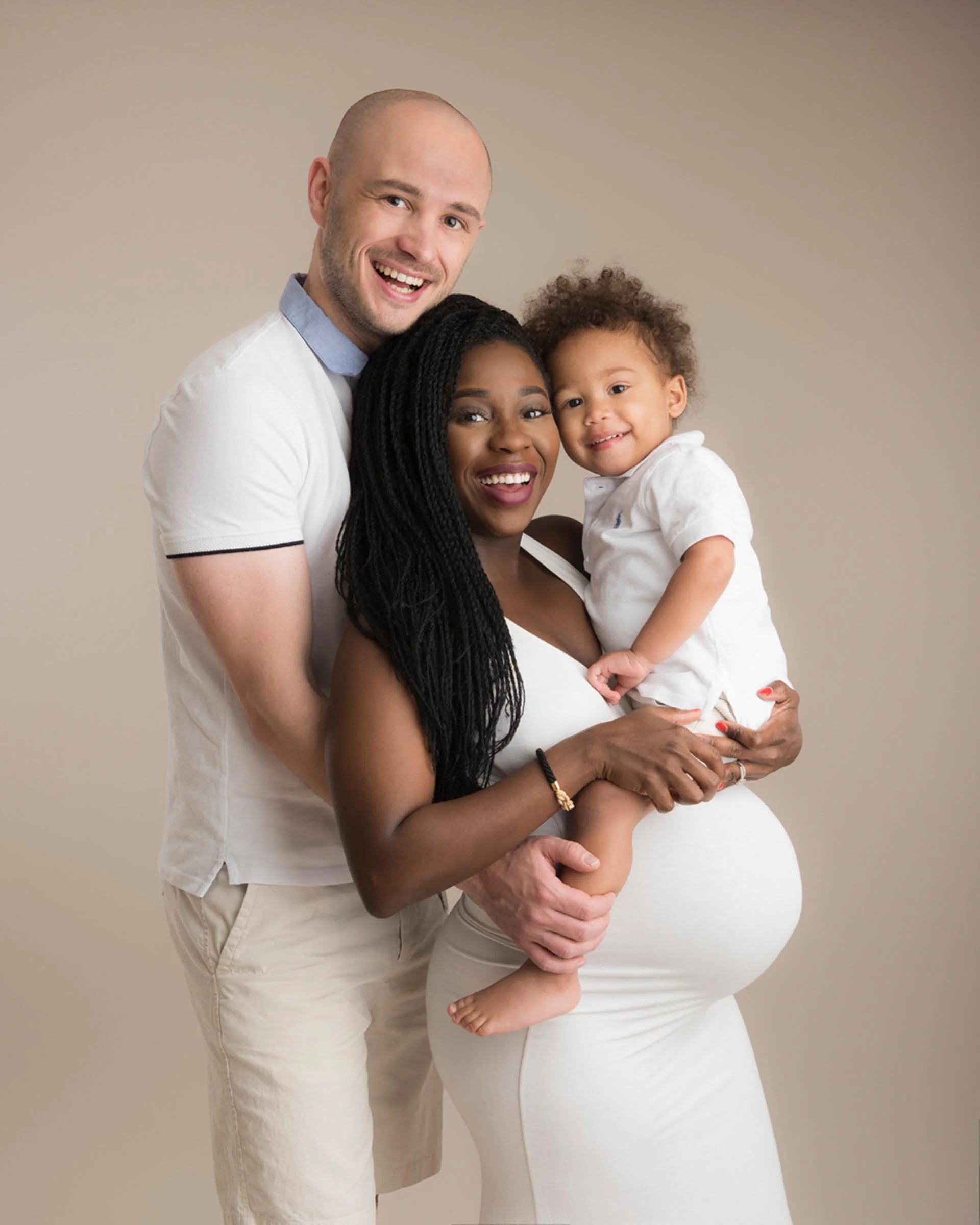 Maternity-Pregnancy-and-Bump-Photoshoots-Giggles-and-Smiles-Photography12.jpg