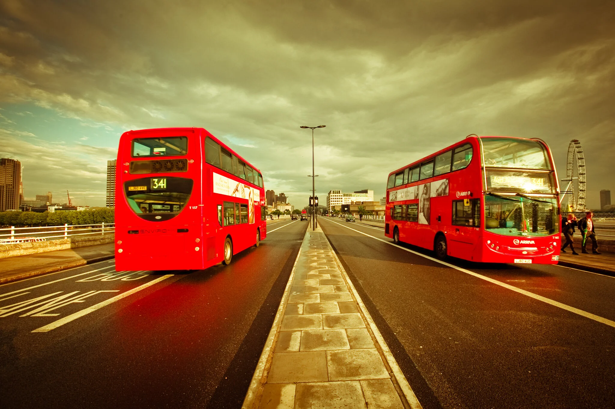 London-summer-2011-city-life-11.jpg