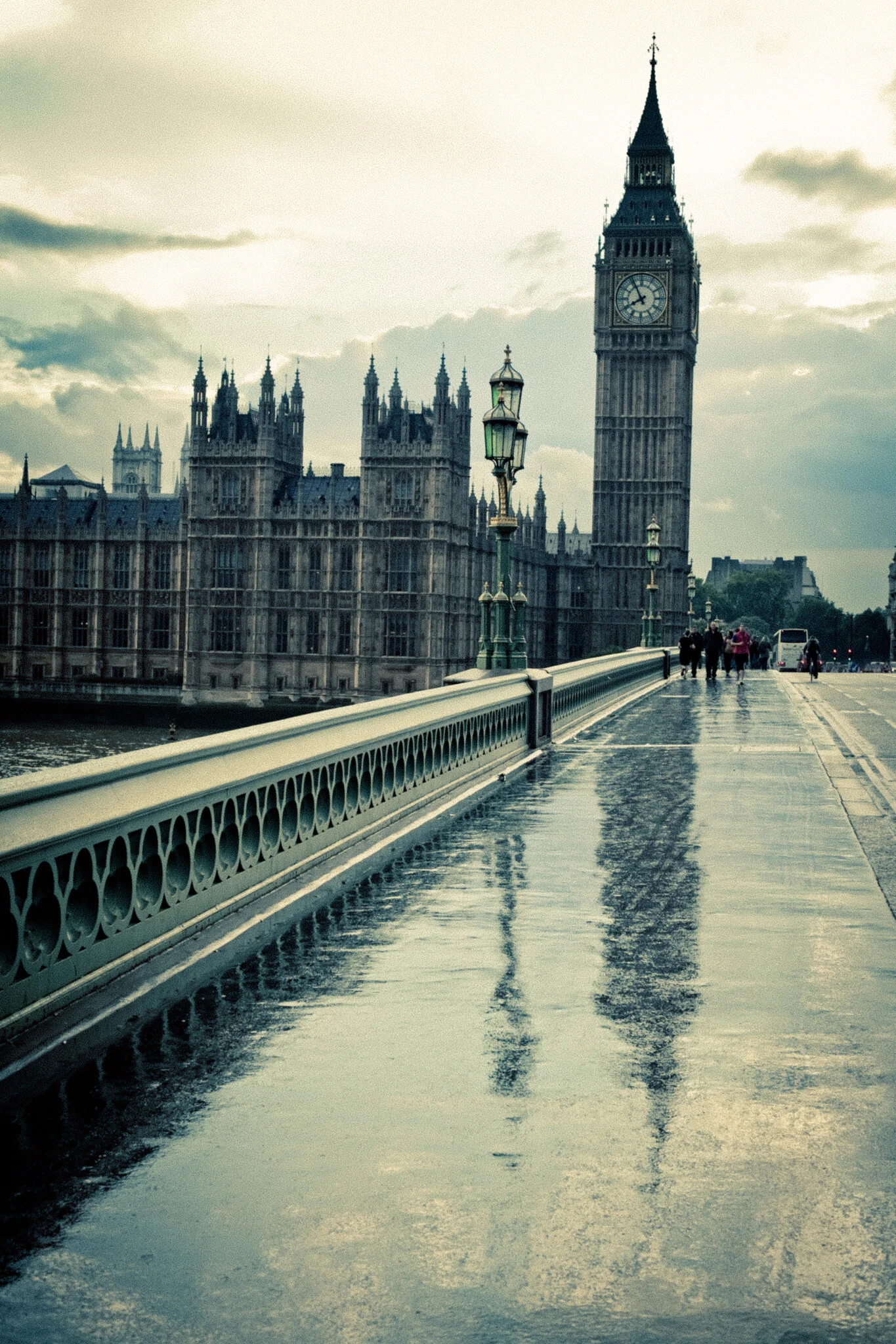 London-summer-2011-city-life-13.jpg