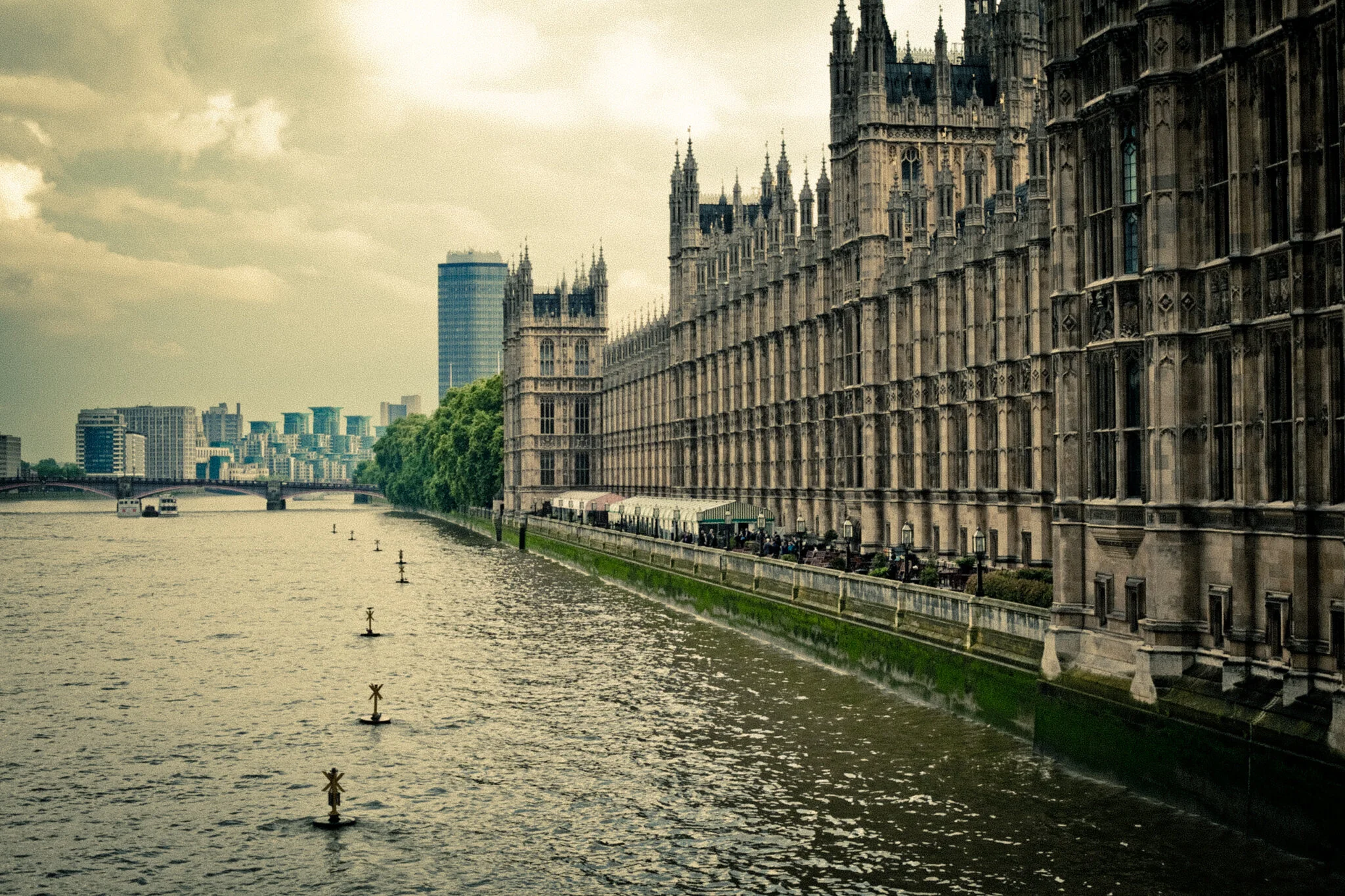 London-summer-2011-city-life-14.jpg