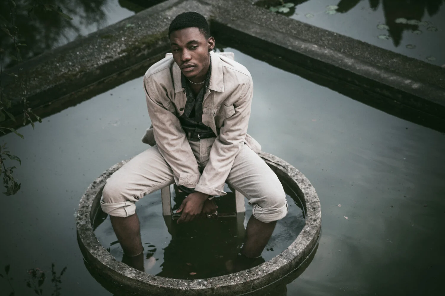 fashion-editorial-black-models-levis-engineered-water-lily-pond-garden-11.jpg