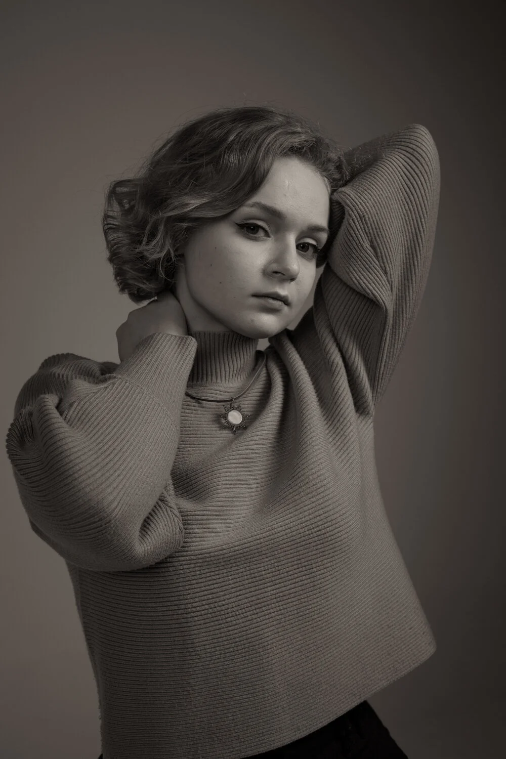 aleksandra-kanke-viola-studio-black-white-8.jpg