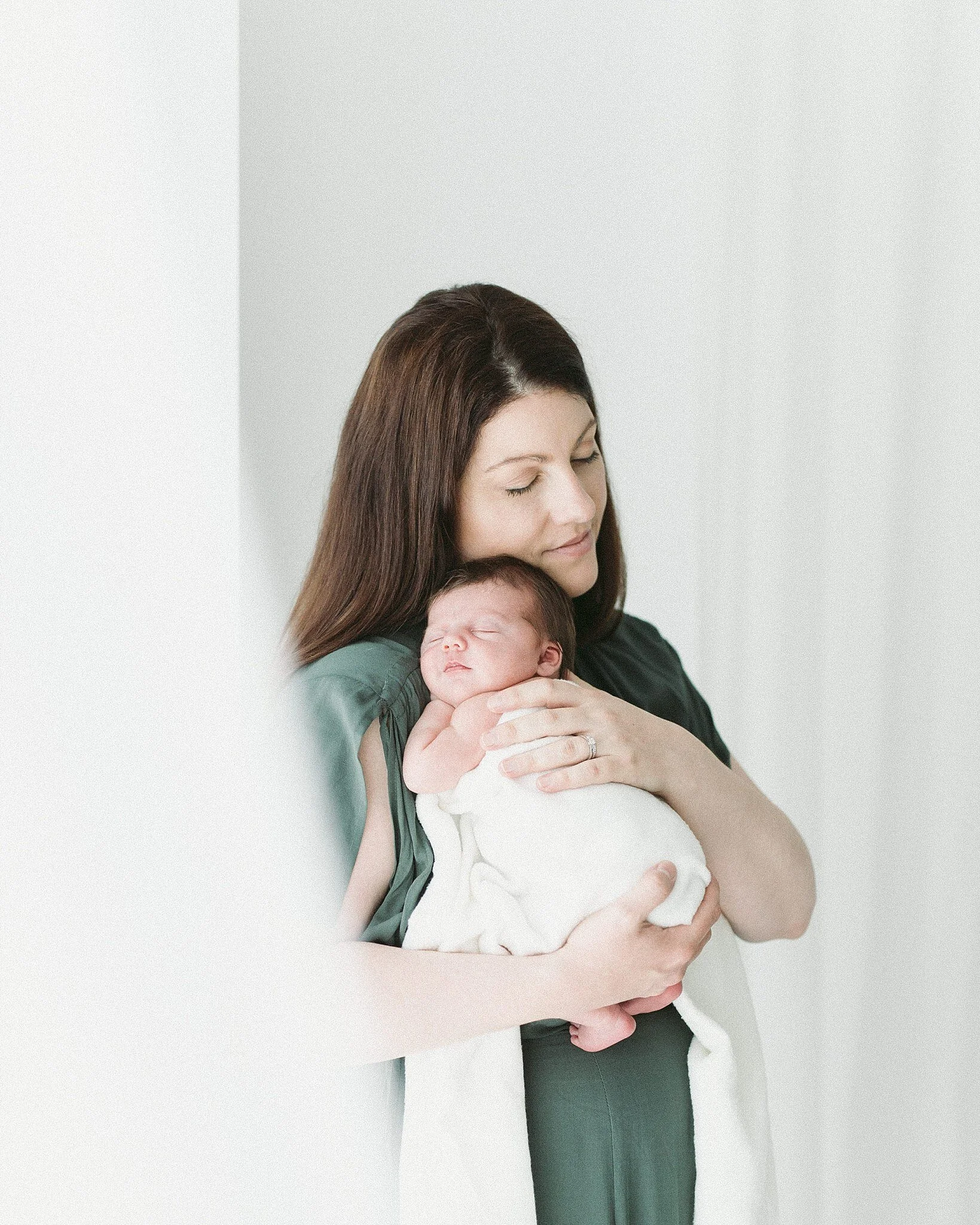 Point Cook Newborn Photographer-39.jpg