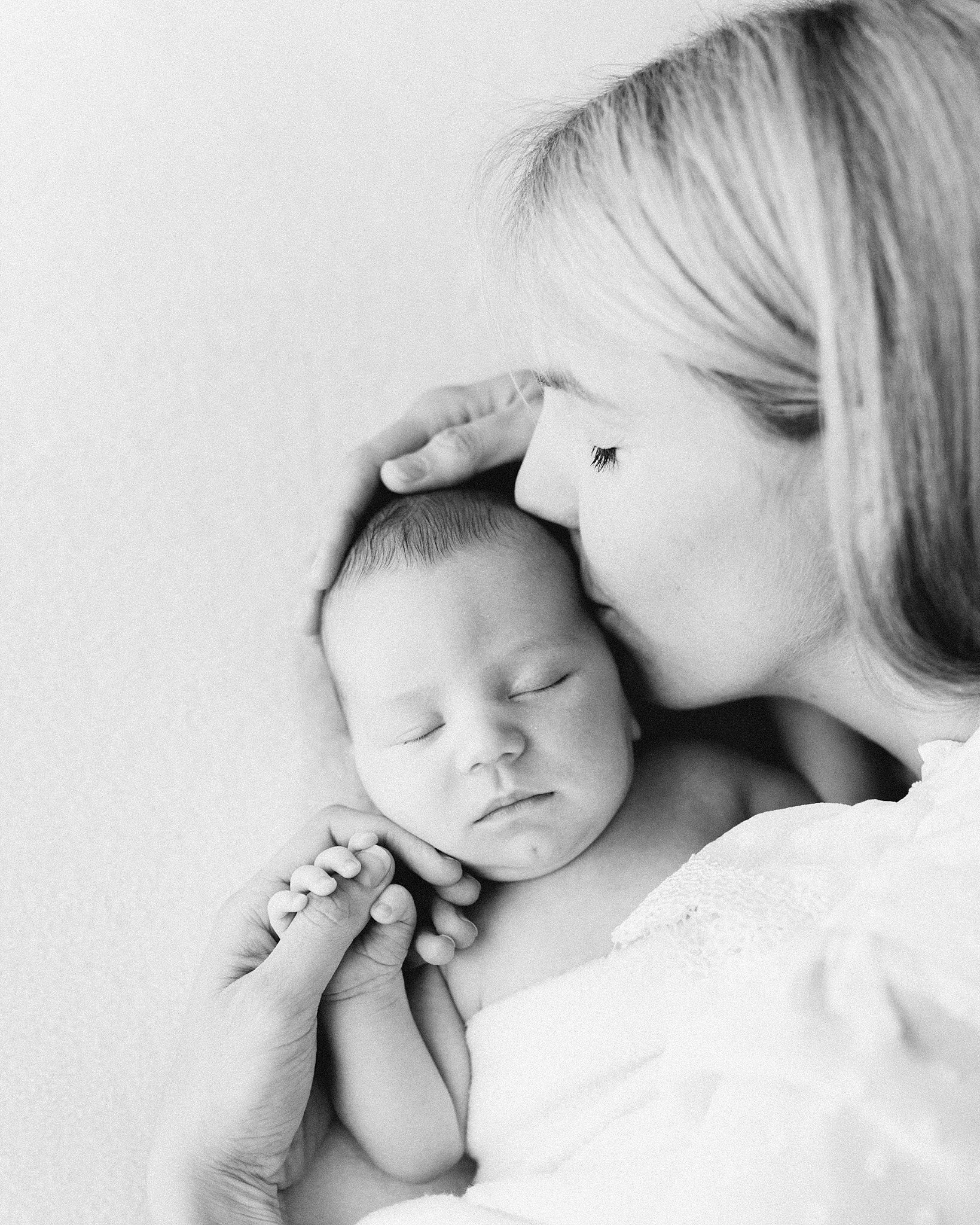 Point Cook Newborn Photographer-39.jpg