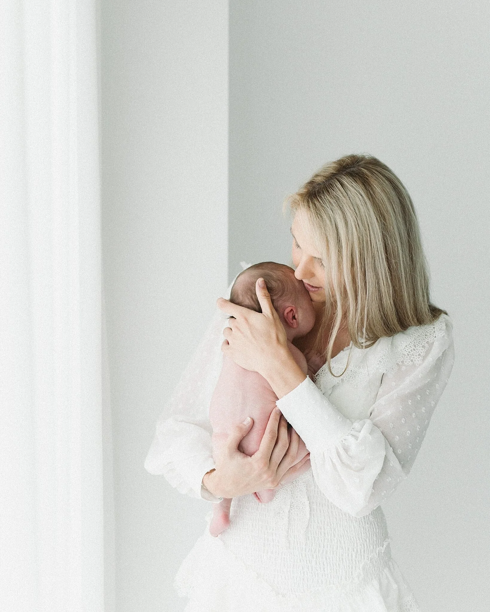 Point Cook Newborn Photographer-43.jpg