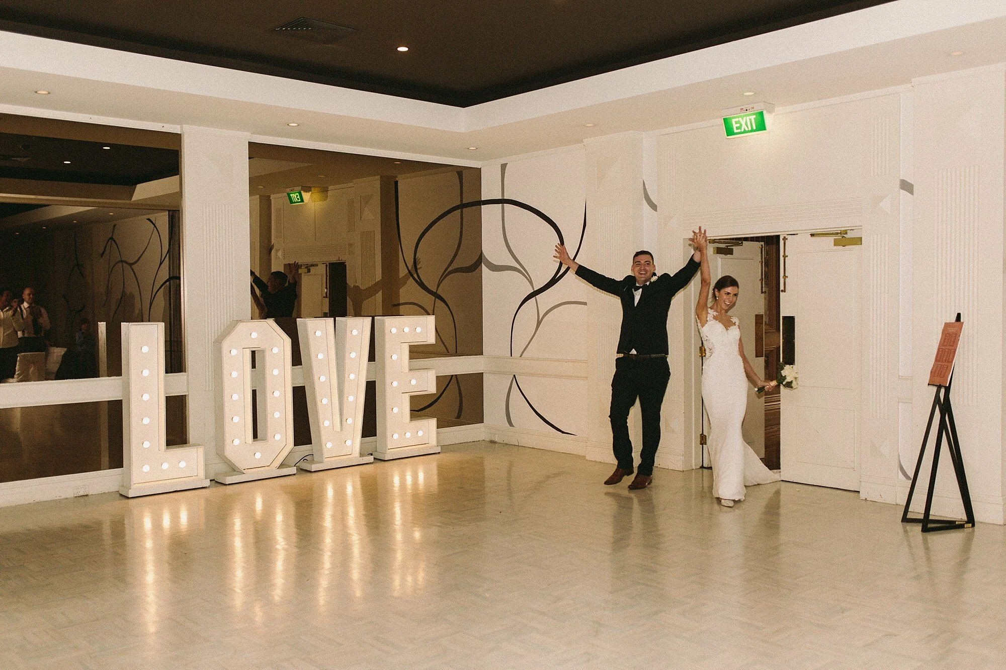 Melbourne St Albans and Brighton Savoy Wedding Photographer_0103.jpg