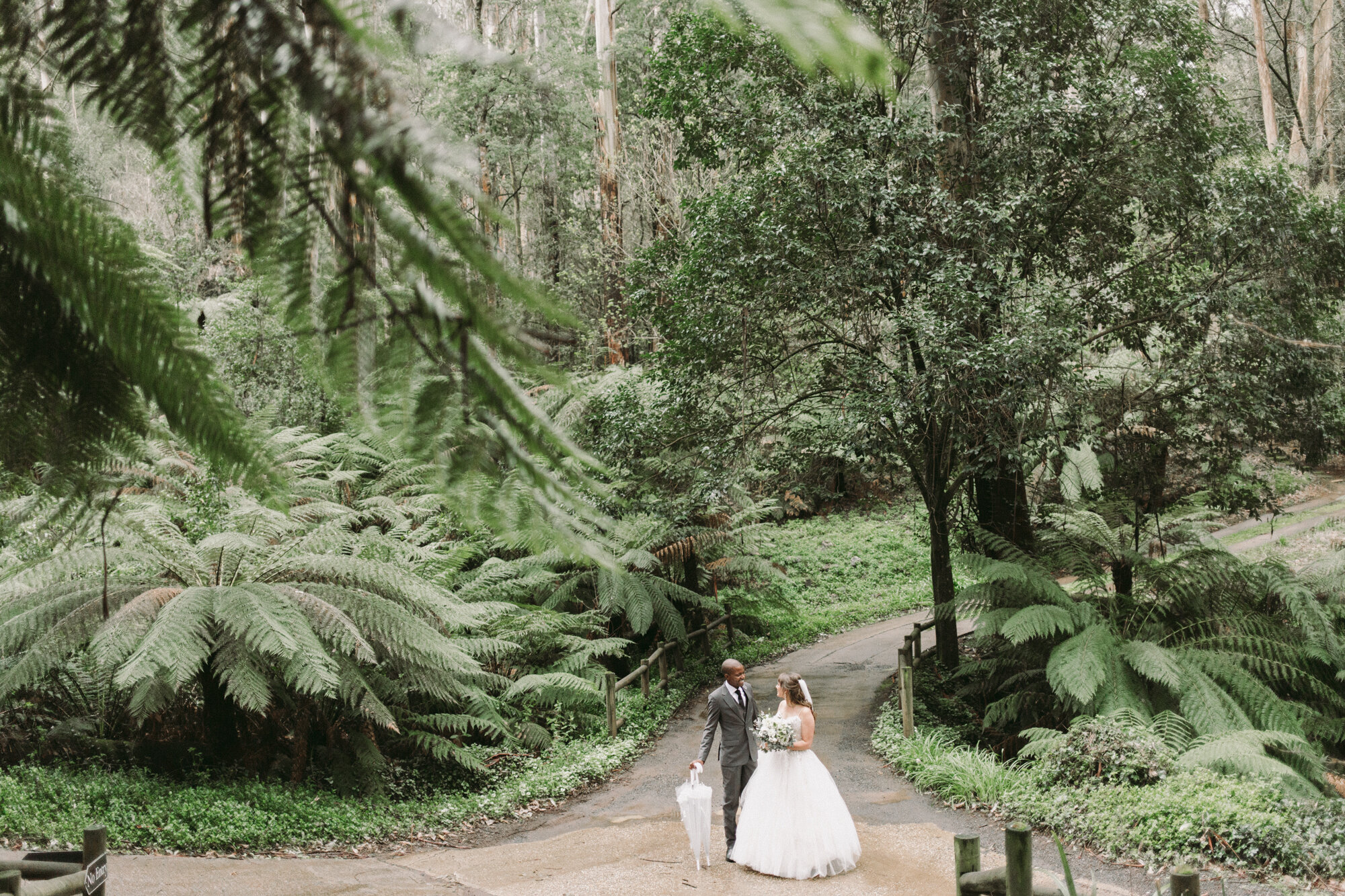 dandenong rainy wedding photography-3.jpg