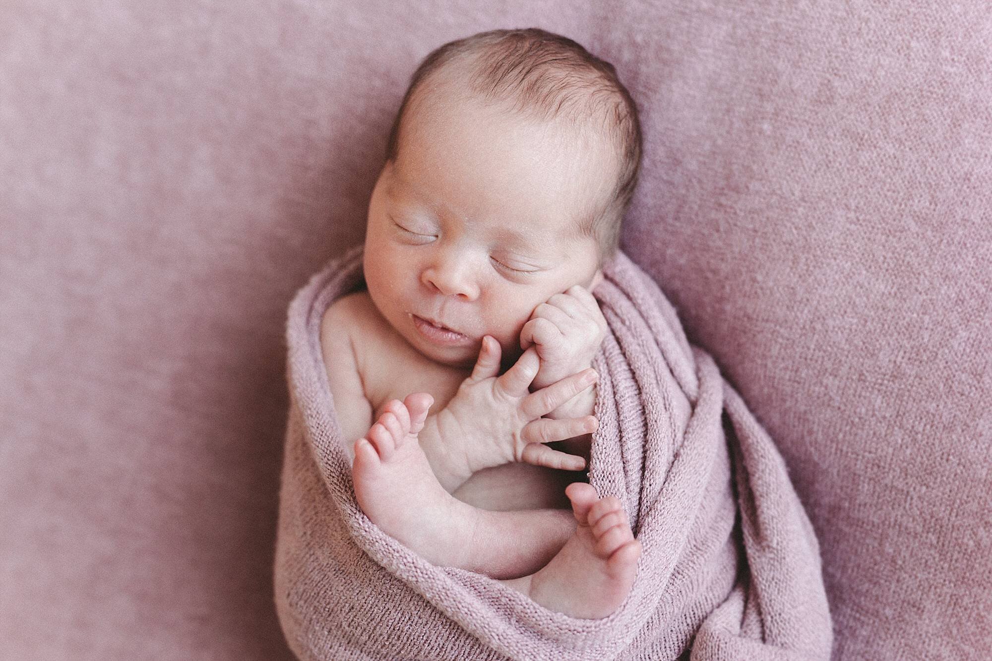 Point Cook Newborn Photographer-5.jpg