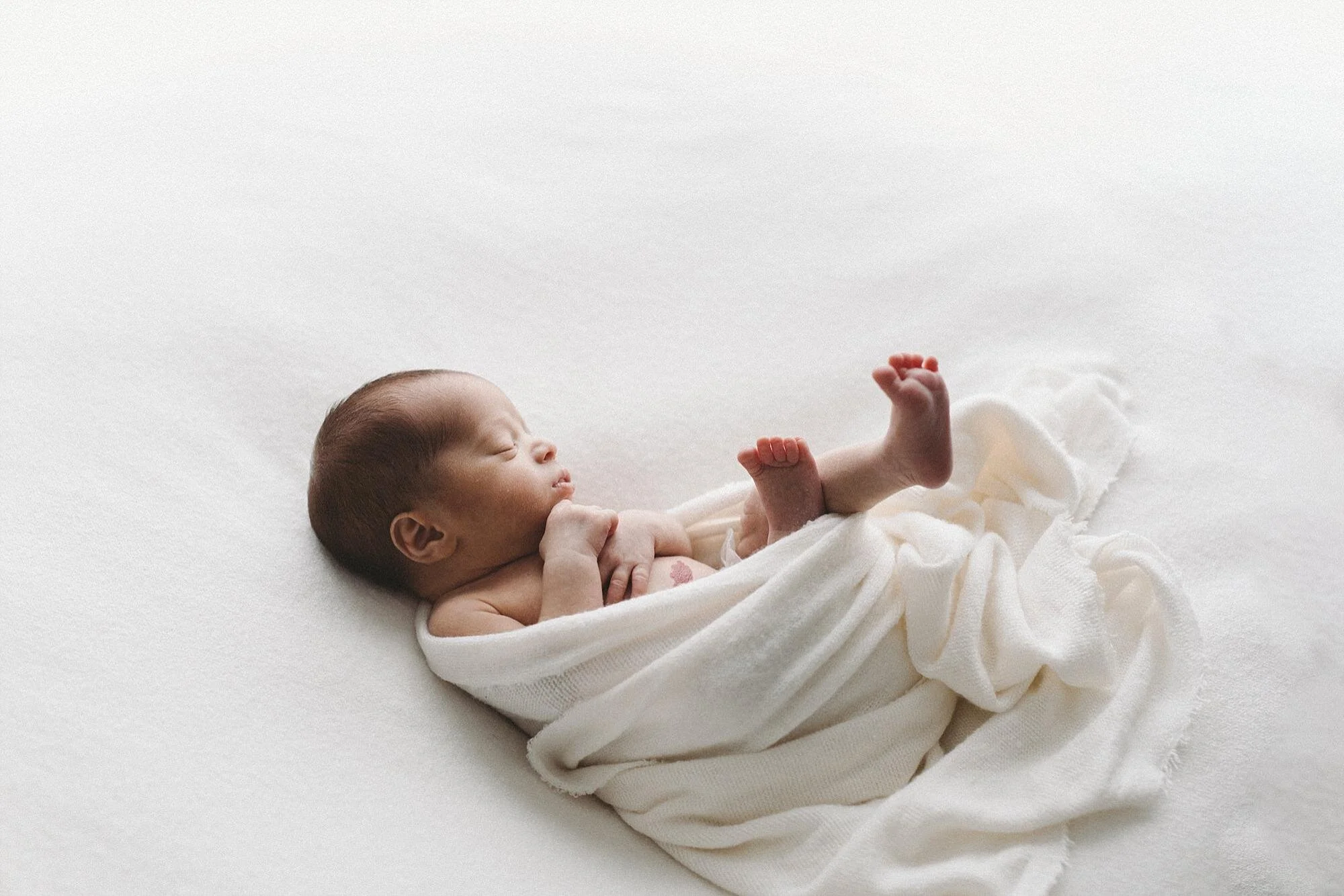 Point Cook Newborn Photographer-32.jpg