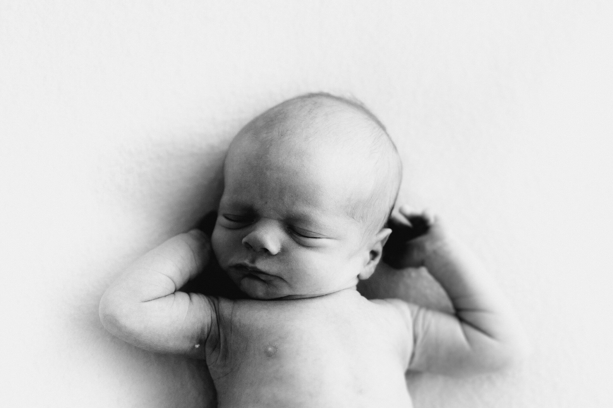 Williamstown Melbourne simple natural light newborn Photographer-13.jpg