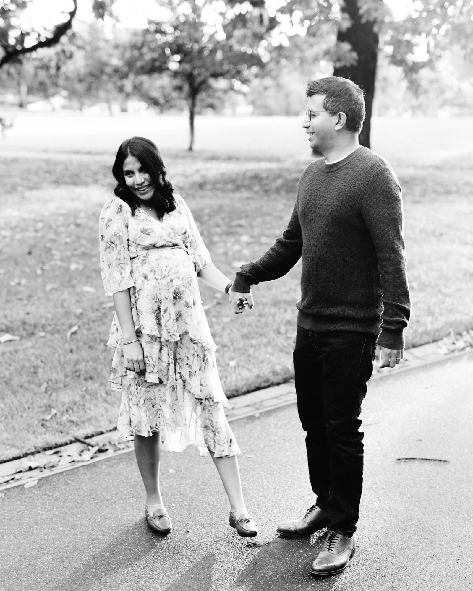 Fitzroy Gardens Family Maternity Photographer0020.jpeg