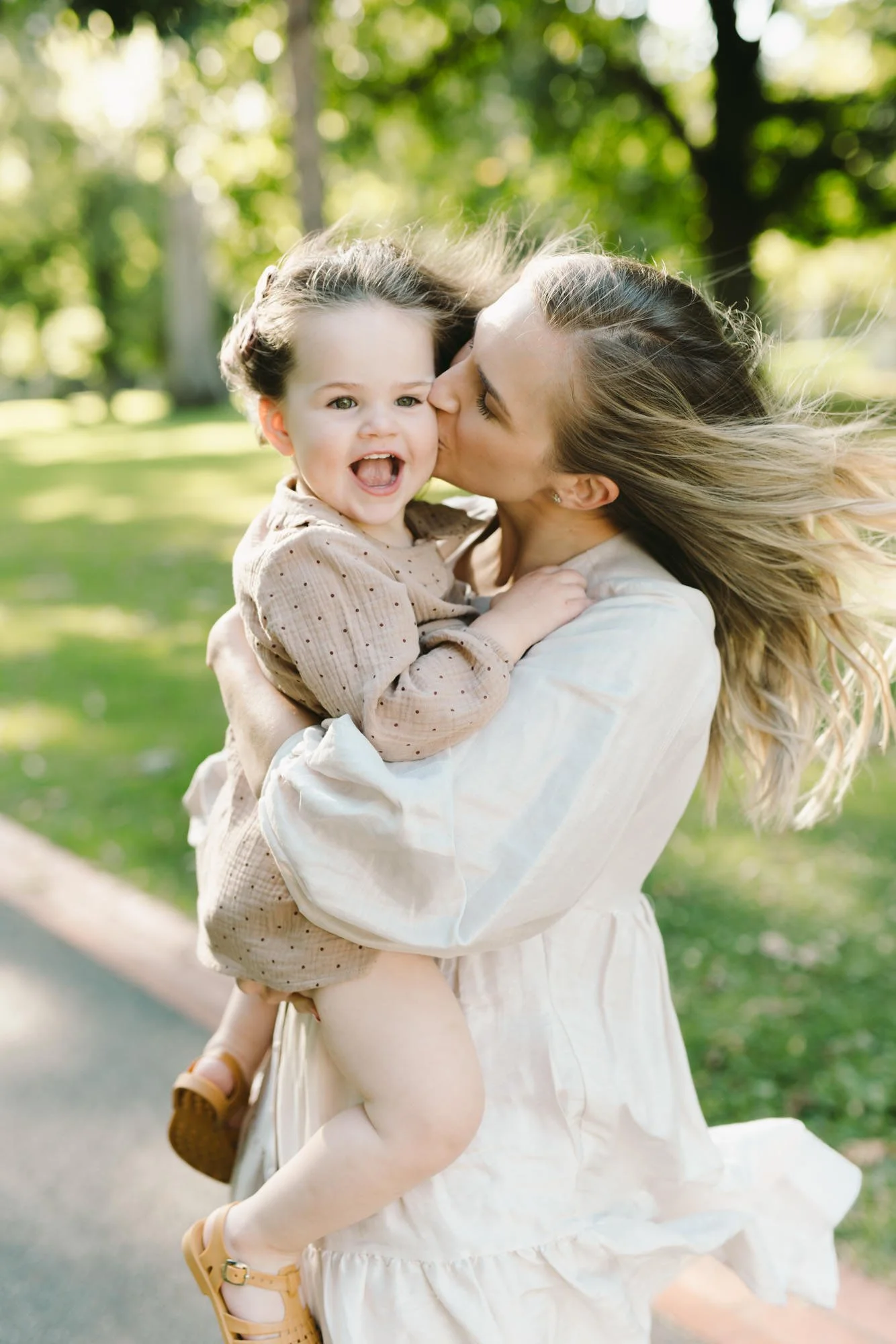 Fitzroy Gardens Family Maternity Photographer0026.jpeg