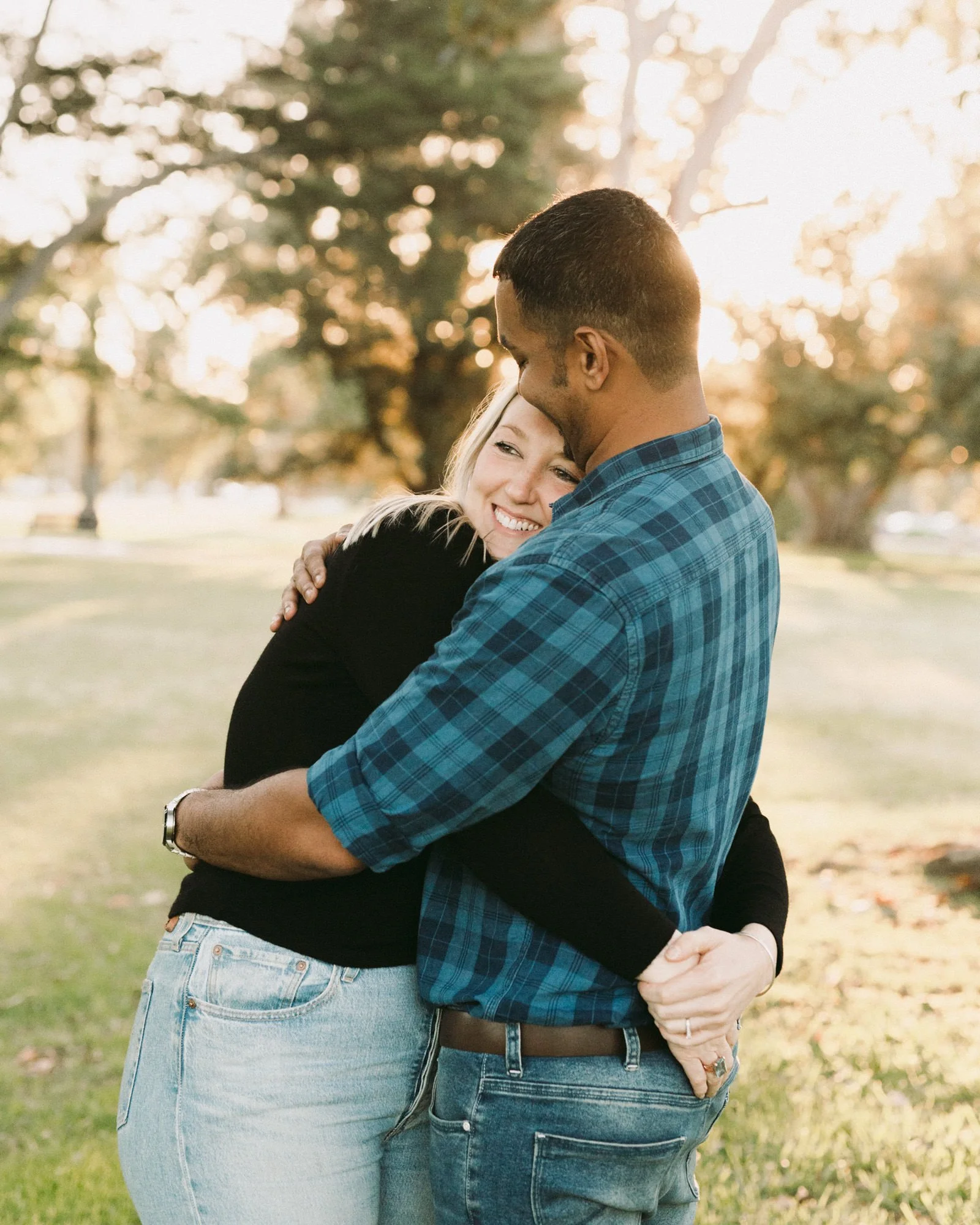 COUPLE - Nik + Julia 20141143.jpeg