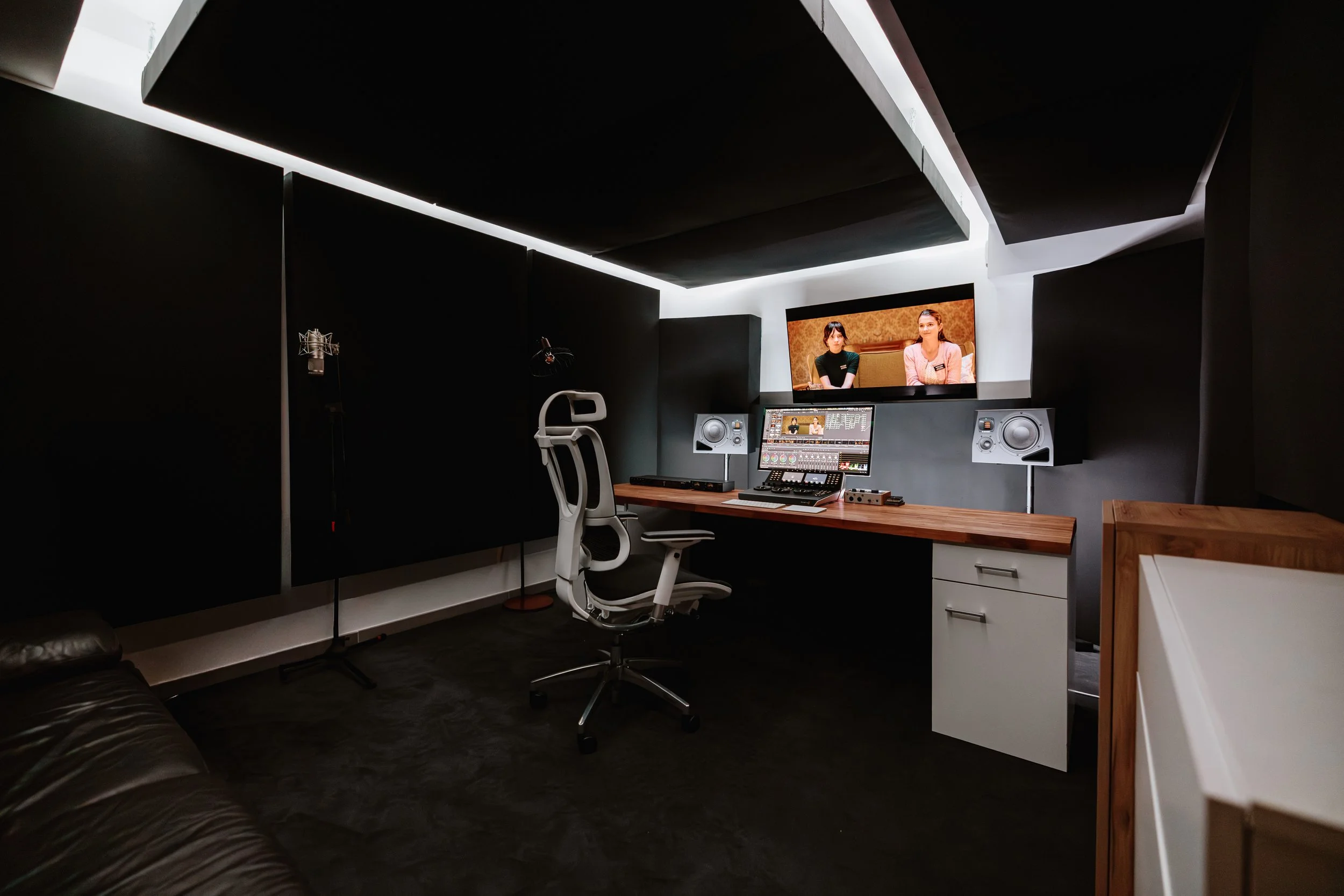 STUDIO CHARLIE MOTION 2026-3.jpg