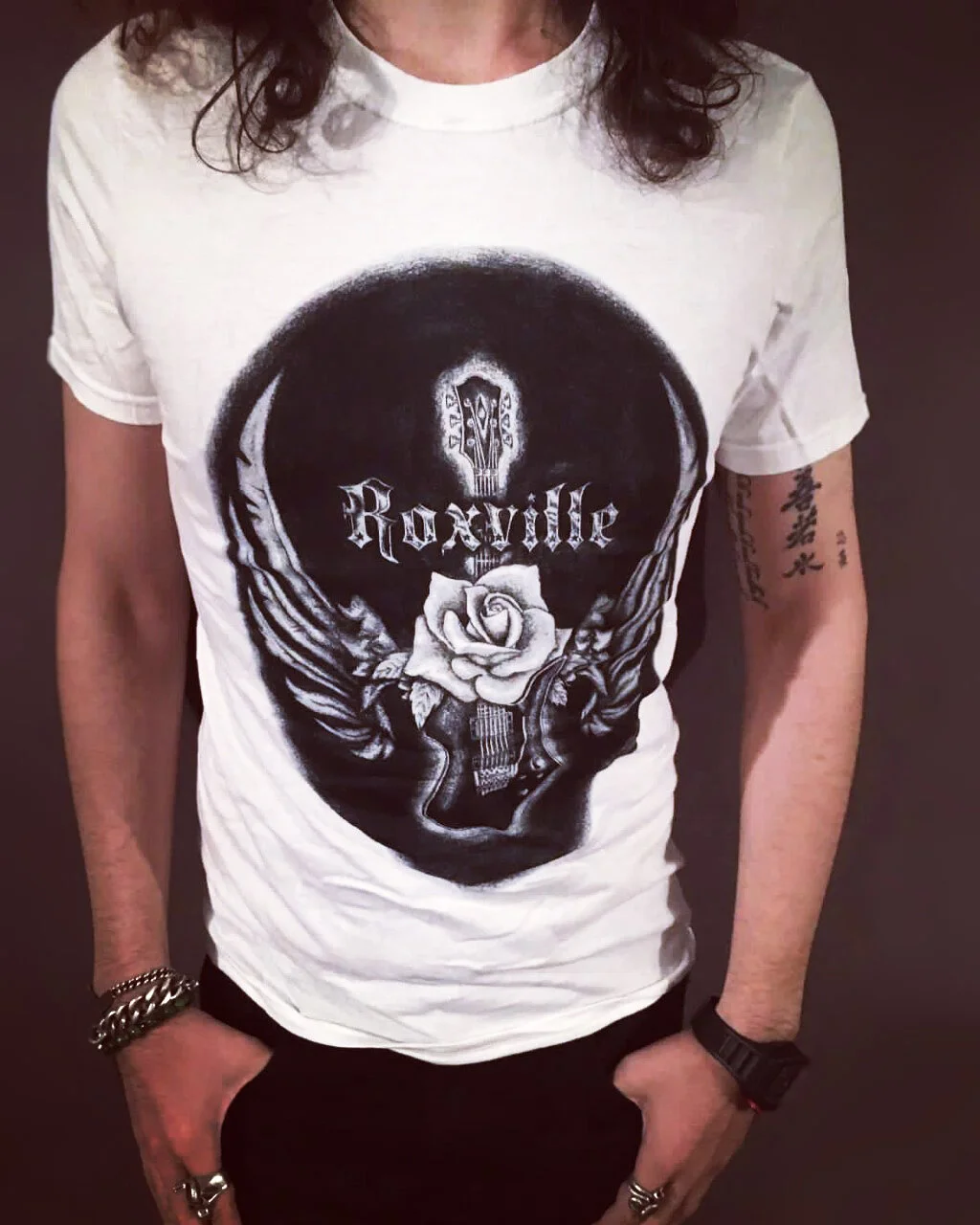 ROXVILLE-WHITE GUITAR MENST-SHIRT £20 (incl.shipping).jpg