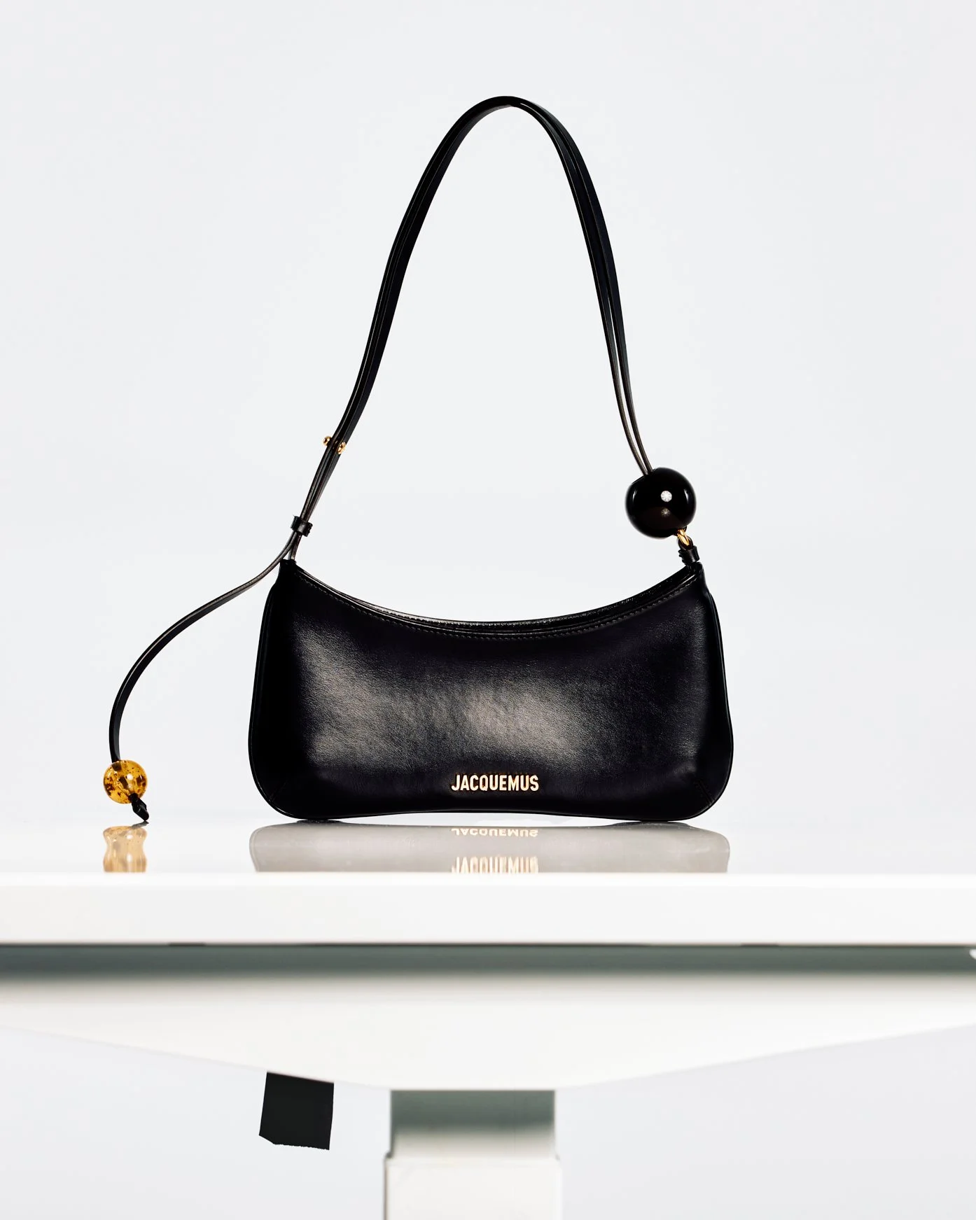 SSENSE_AUG.4_OFFMODEL8690 1.jpg