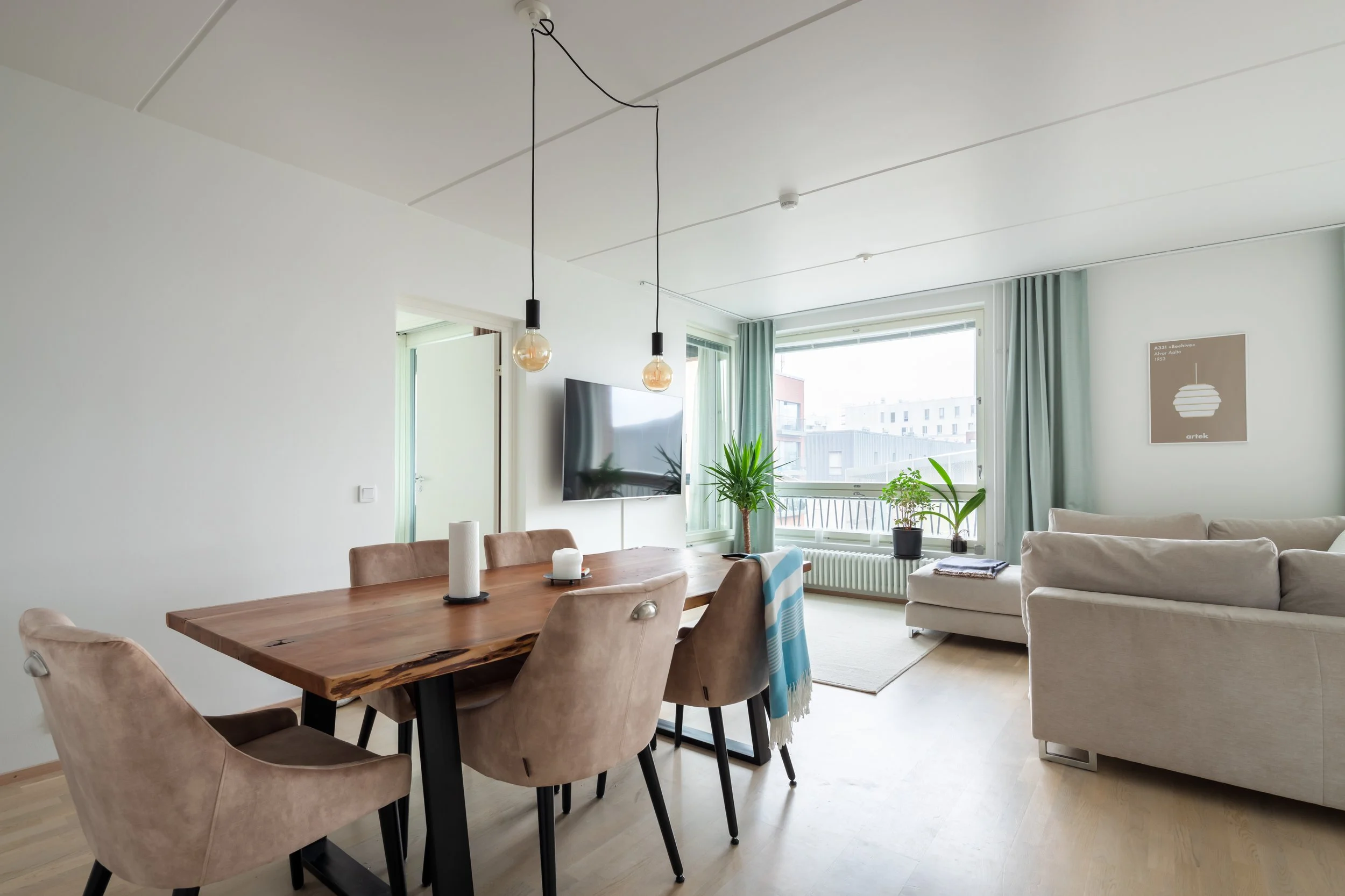 Junonkatu_6b_32_WeHost_237ab580_1977-HDR.jpg