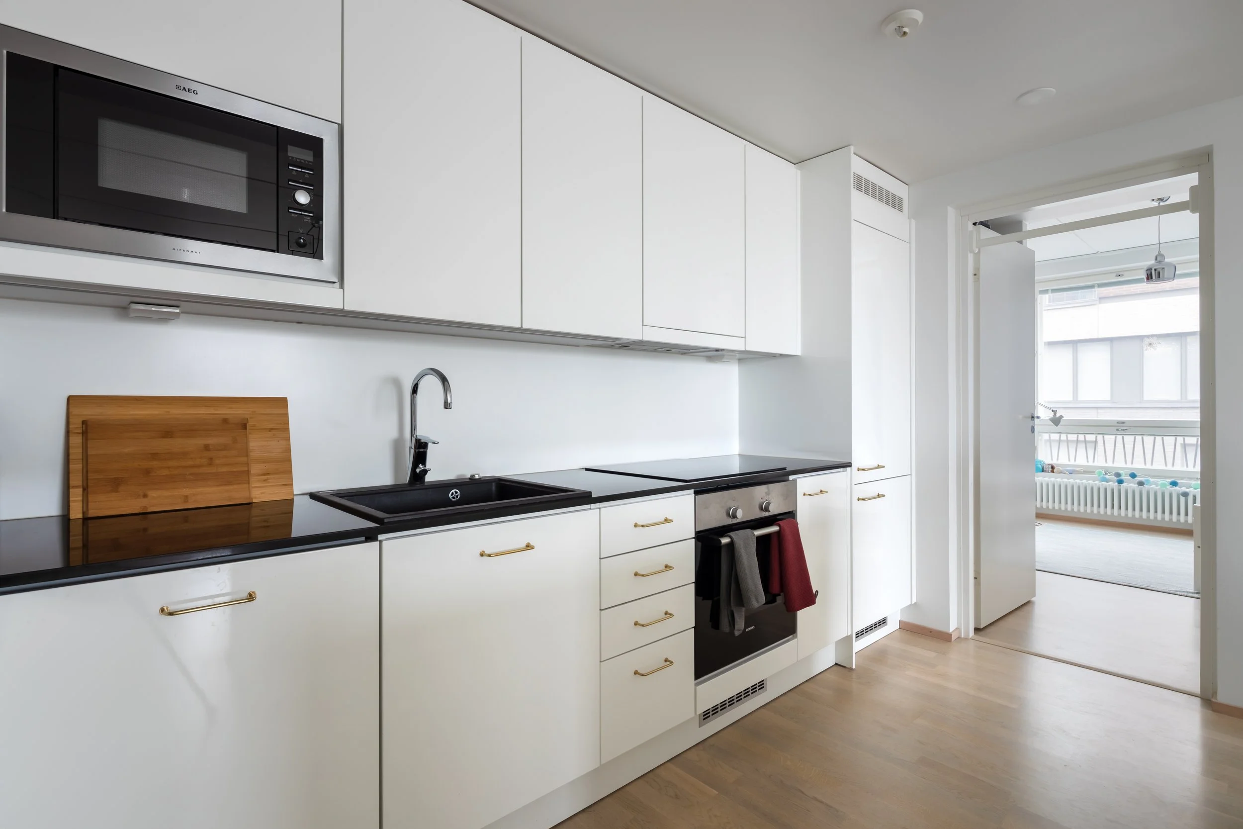 Junonkatu_6b_32_WeHost_237ab580_1976-HDR.jpg