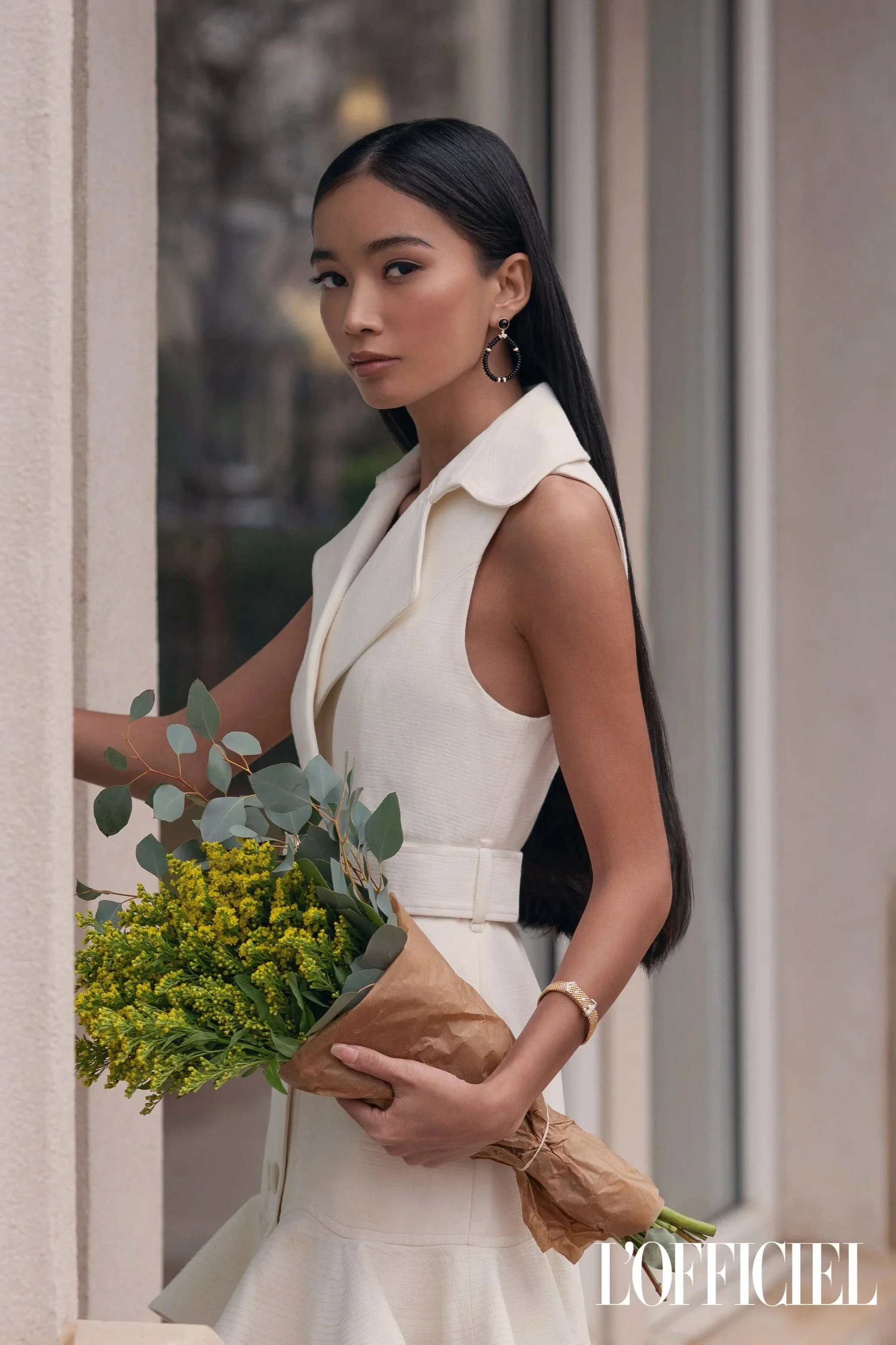 Nara+Hero+with+Logo+white.jpg
