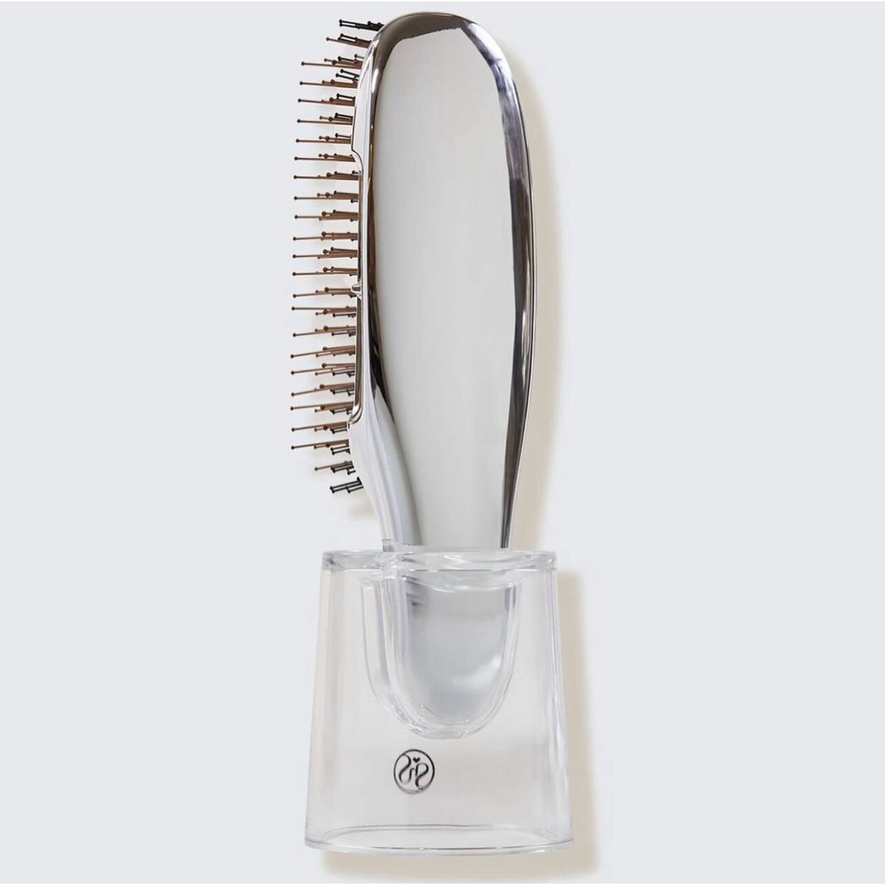 Experience luxurious scalp well-being with the S-Heart-S Mini Scalp Brush. Meticulously crafted with Japanese precision using the finest materials, this brush detoxifies, rejuvenates, and balances your scalp health, supporting optimal hair growth. De