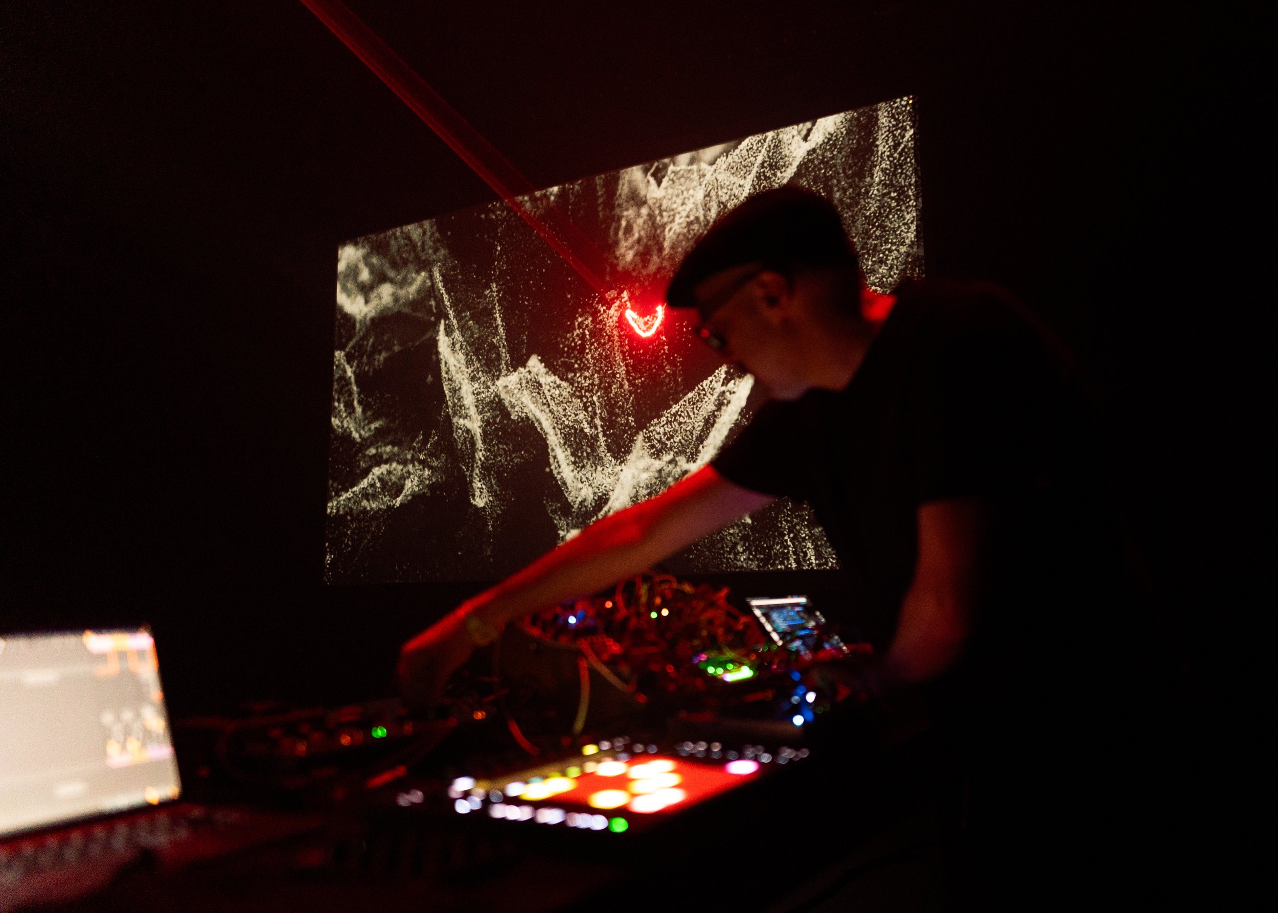MUTEK27_20260829_JSBaillat&MateoMurphy_Credit_NinaGibelinSouchon_06319.jpg