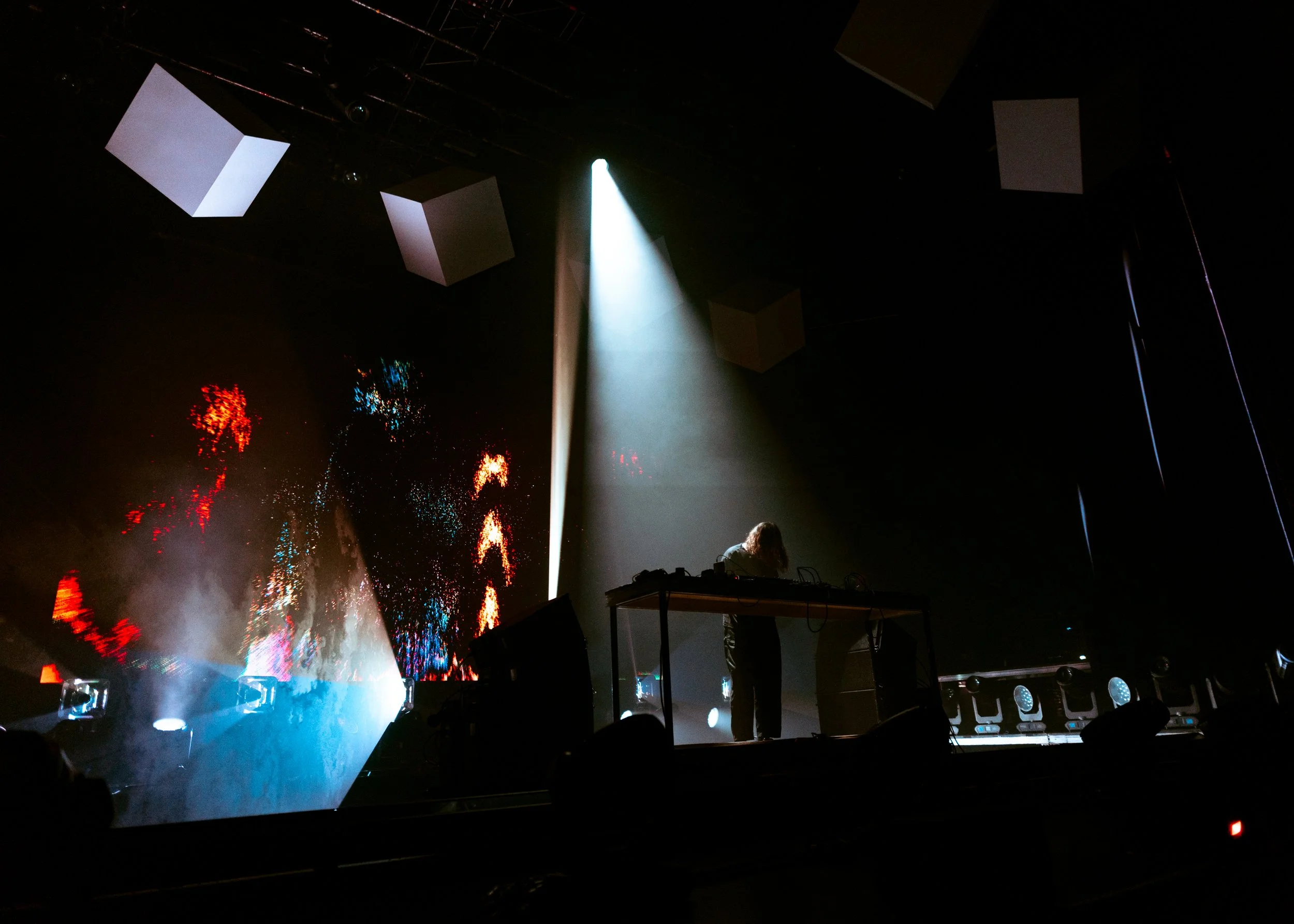 MUTEK27_20260830_RivalesConsoles+DavidSydionco_Credit_NinaGibelinSouchon_07771.jpg