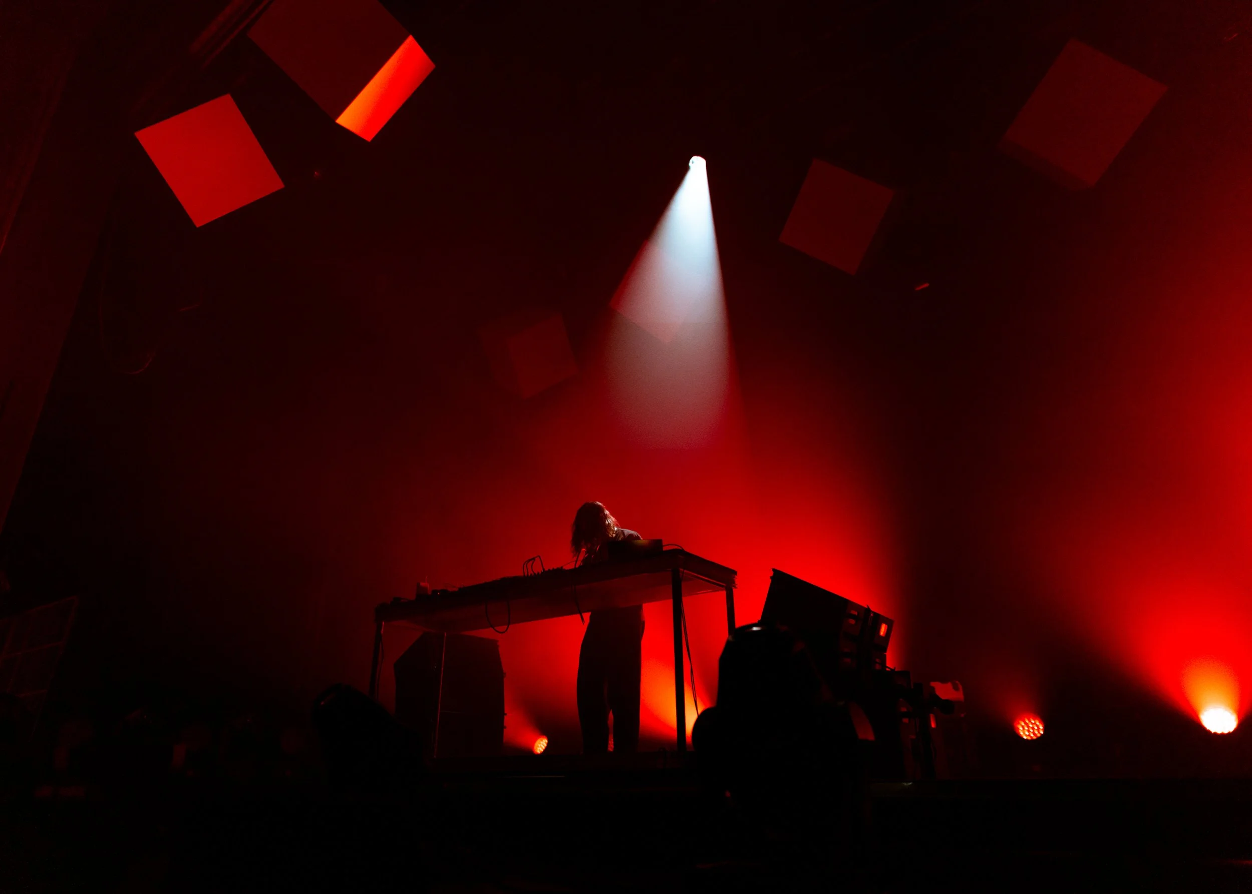 MUTEK27_20260830_RivalesConsoles+DavidSydionco_Credit_NinaGibelinSouchon_07428.jpg