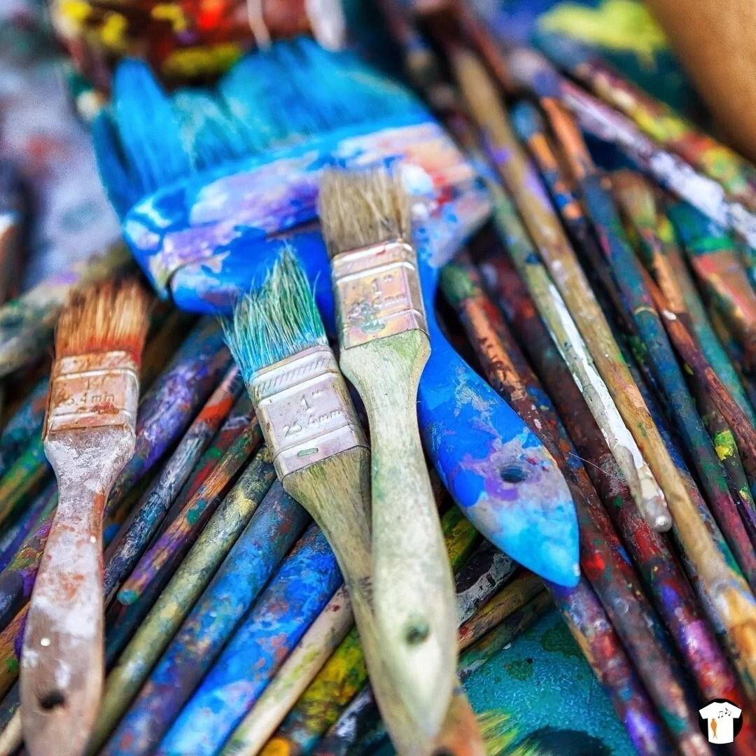 At the heart, we are a team of artists. Double tap if you love art! Do you have a favorite medium to work with?