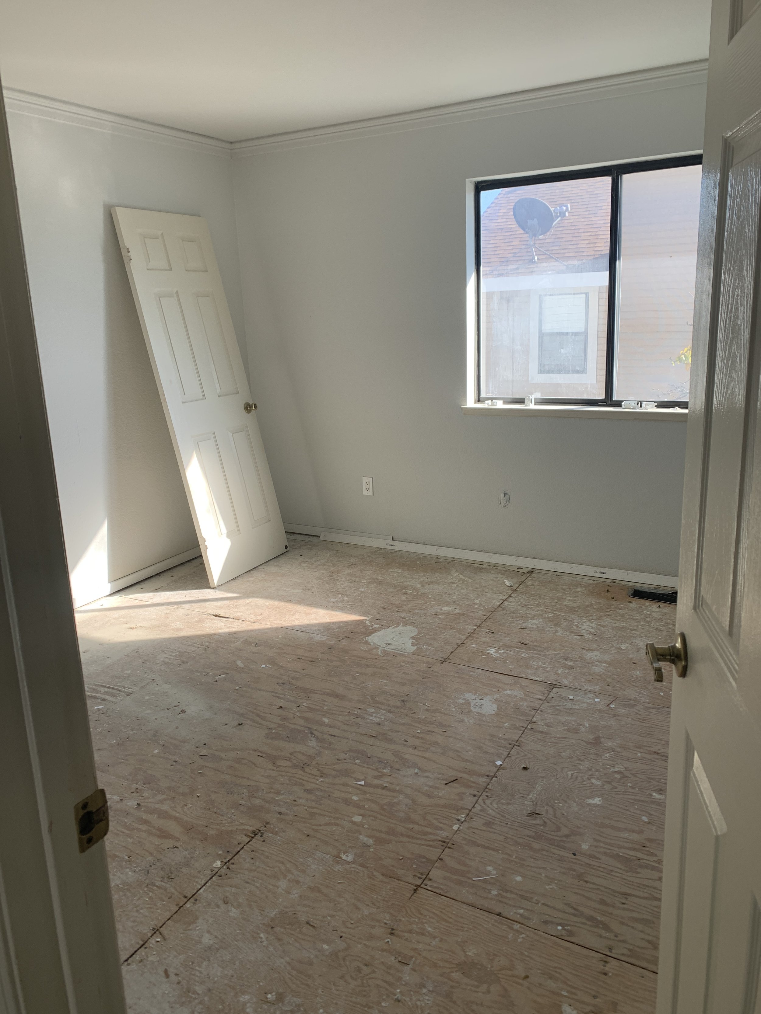 Staging and renovation work needed for this bedroom. Getting ready to sell with a Home improvement house makeover.