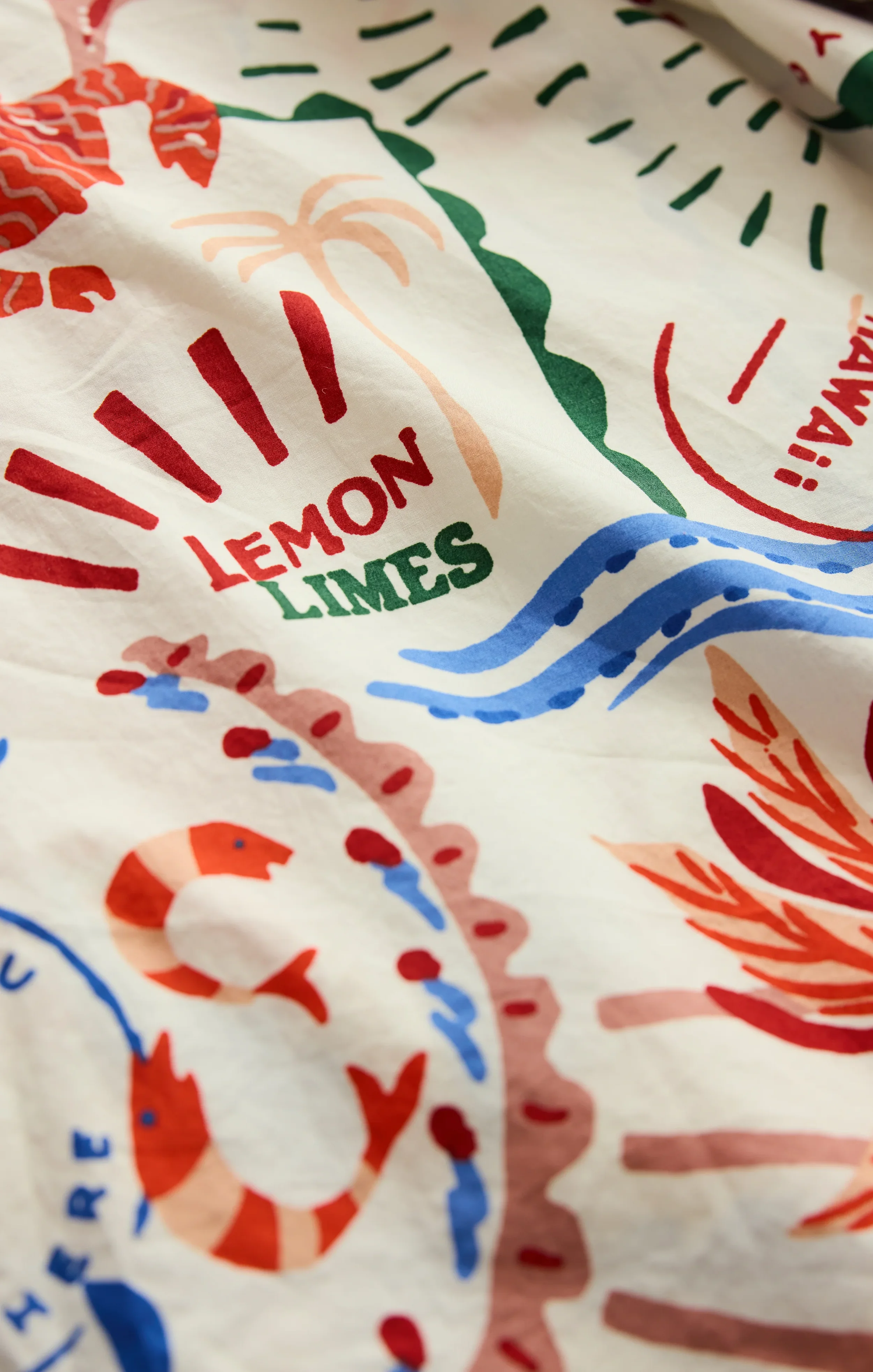 ZD262593_MUL_FABRIC_01_4000x.webp